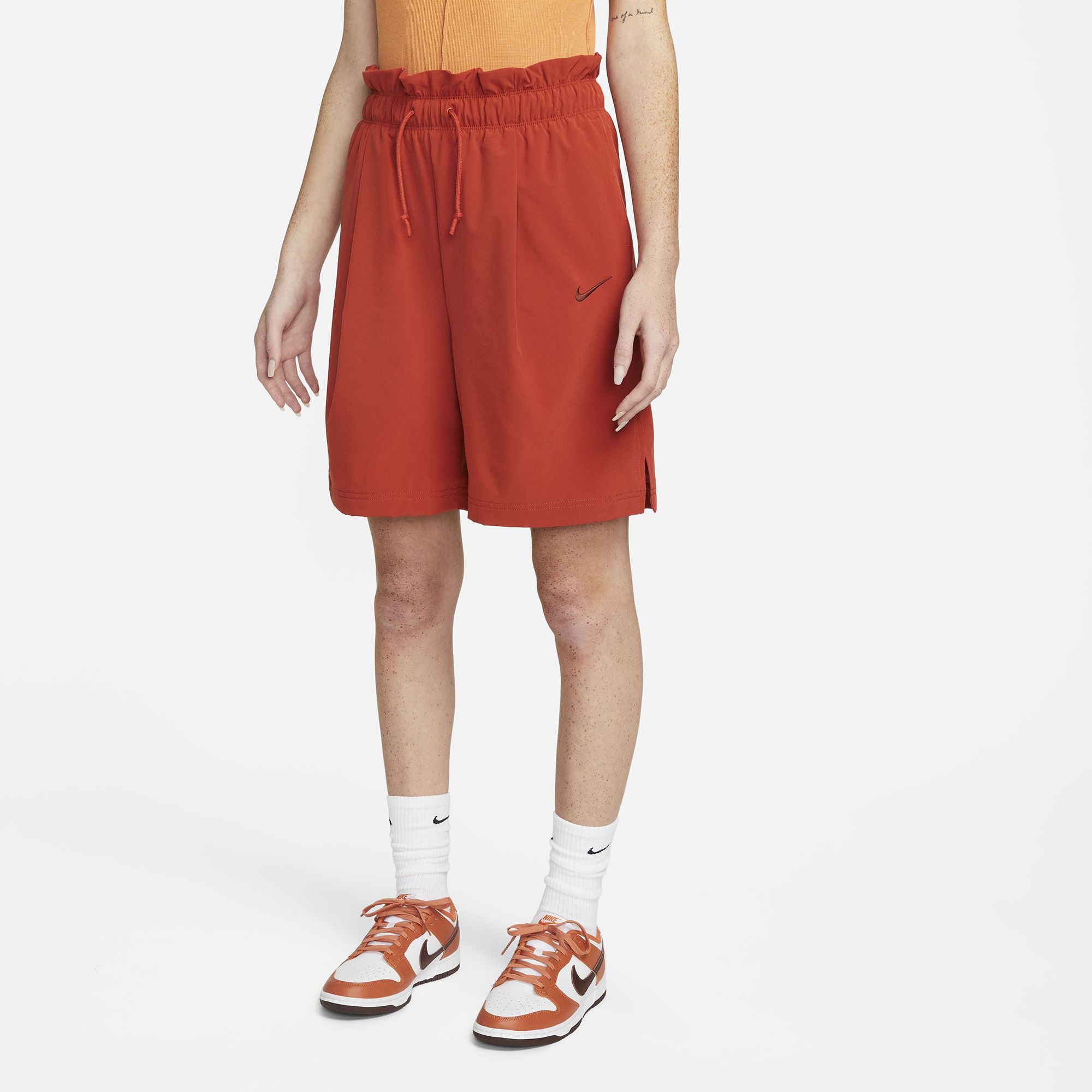 Nike Women's Sportswear Everyday Modern Woven Shorts