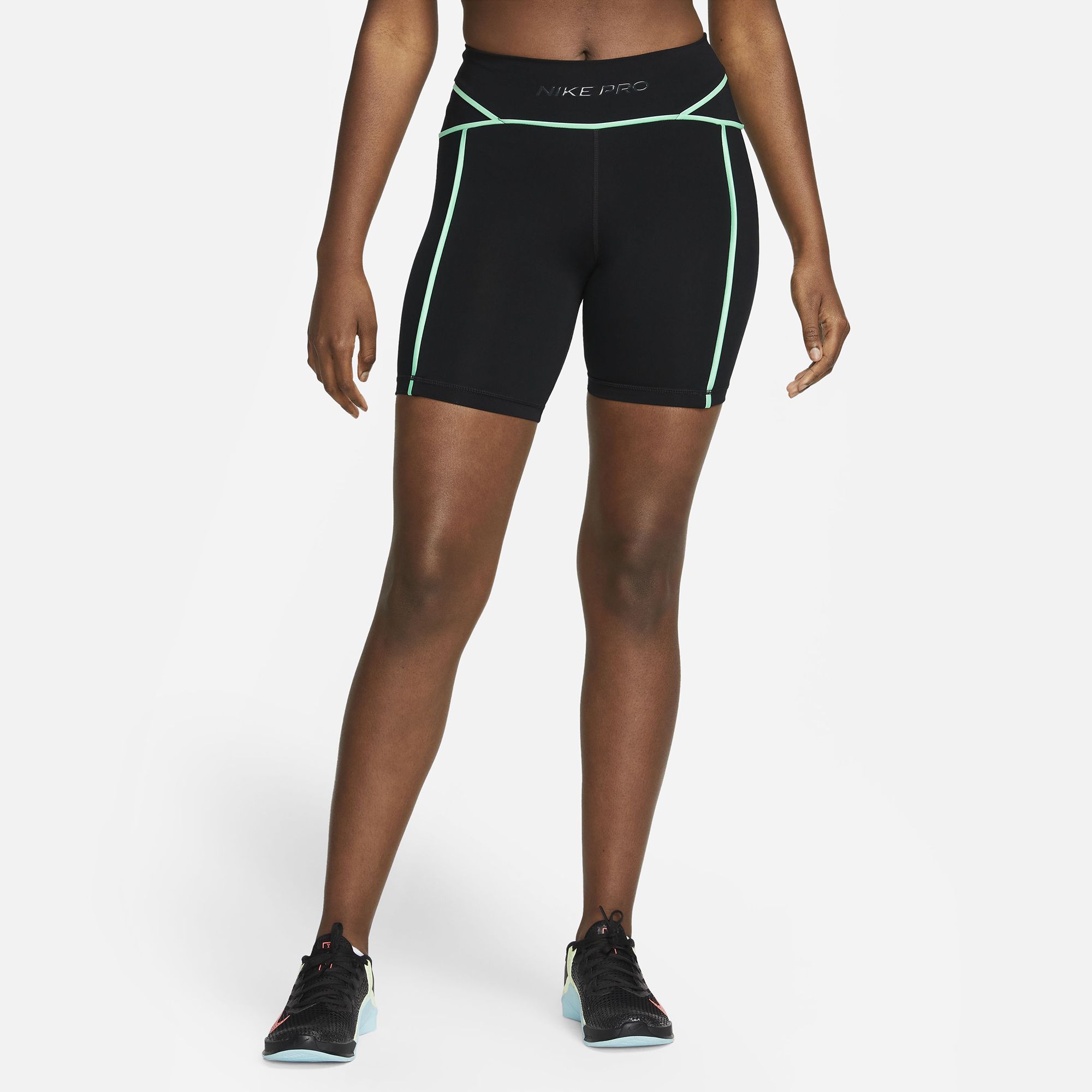 Nike Women's Dri-FIT Mid-Rise 7" Shorts