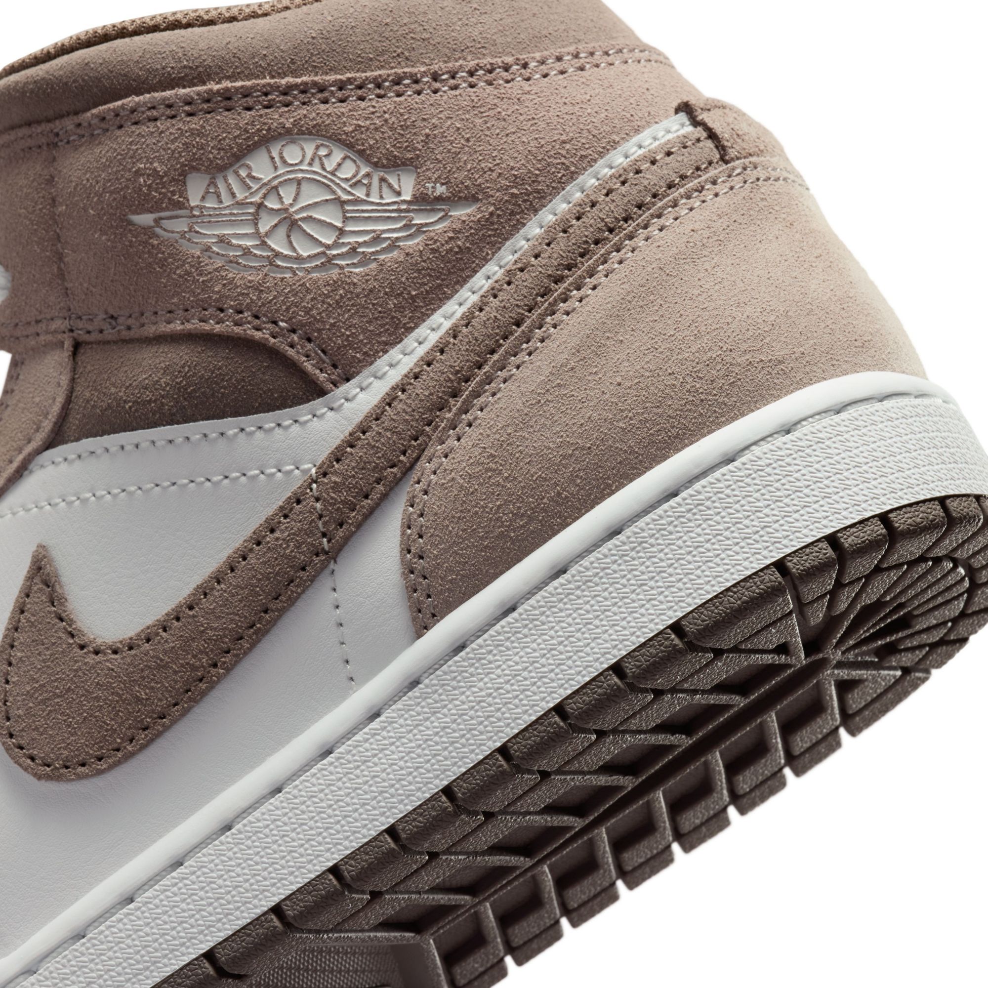 Air Jordan 1 Mid Shoes product image