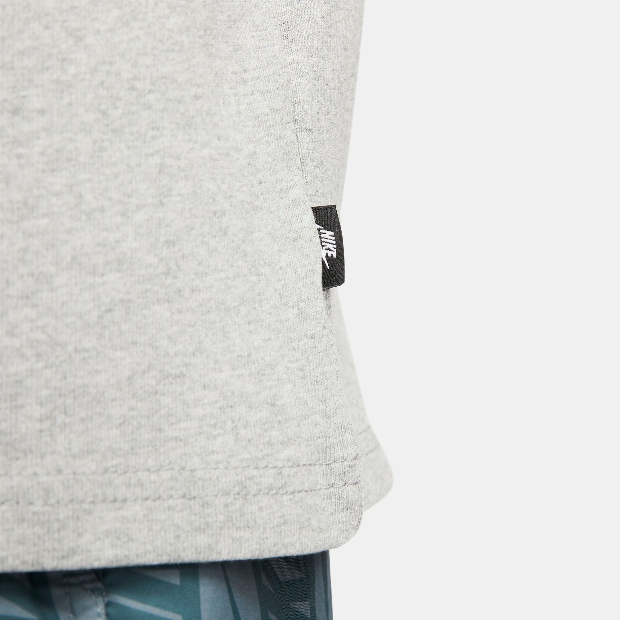 Nike Men's Premium Essential Pocket T-Shirt product image