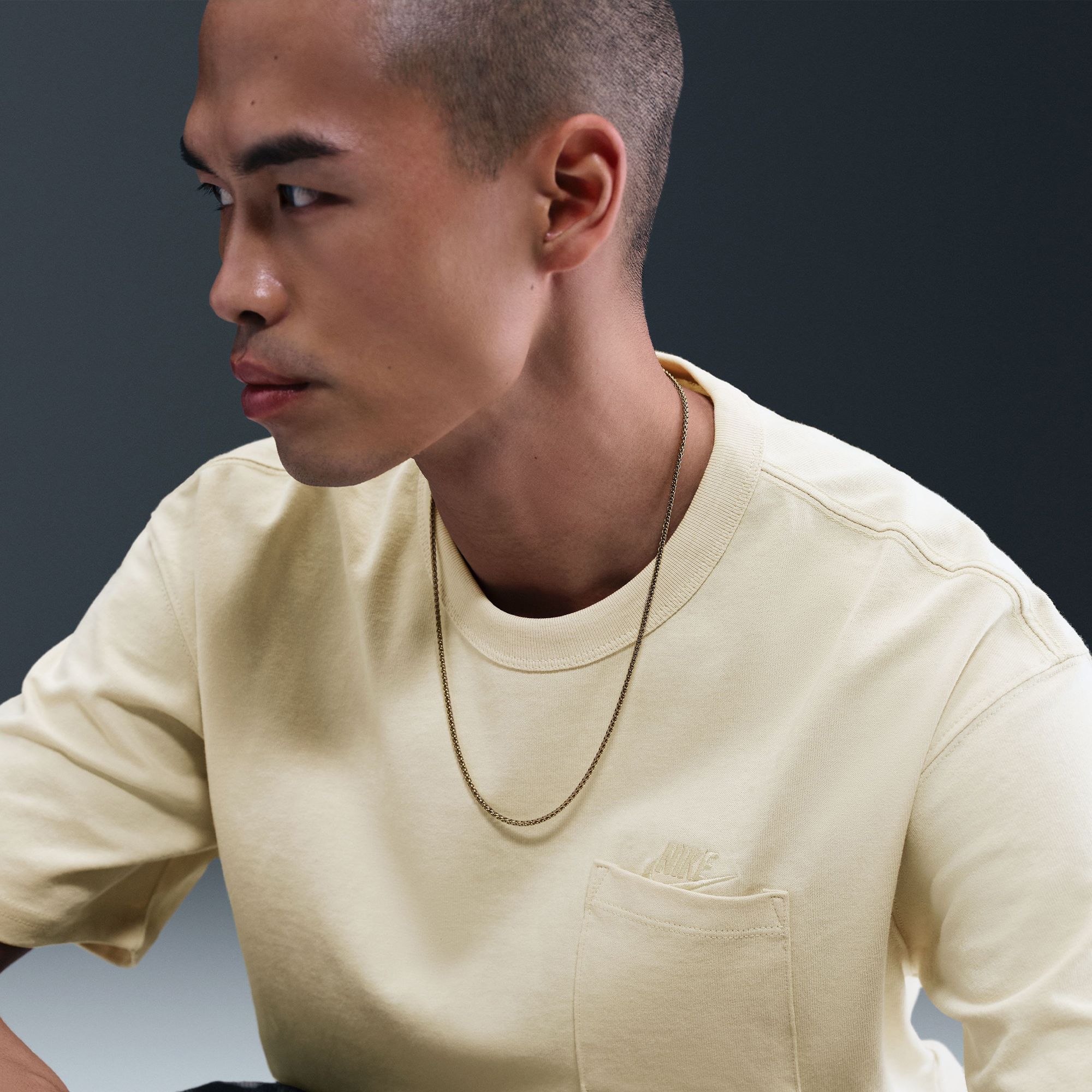 Nike Men's Premium Essential Pocket T-Shirt product image