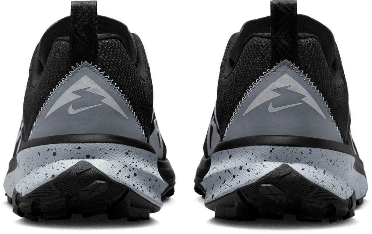 Nike Men's Terra Kiger 9 Trail Running Shoes product image