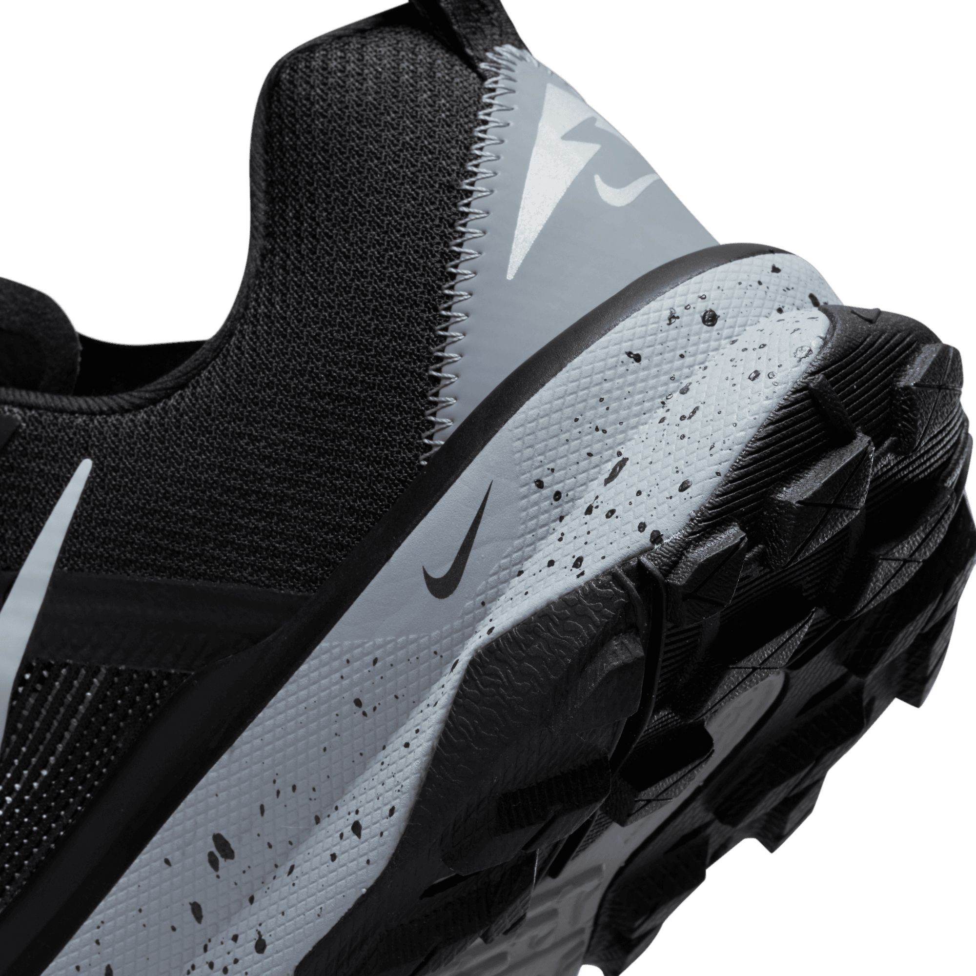 Nike Men's Terra Kiger 9 Trail Running Shoes product image