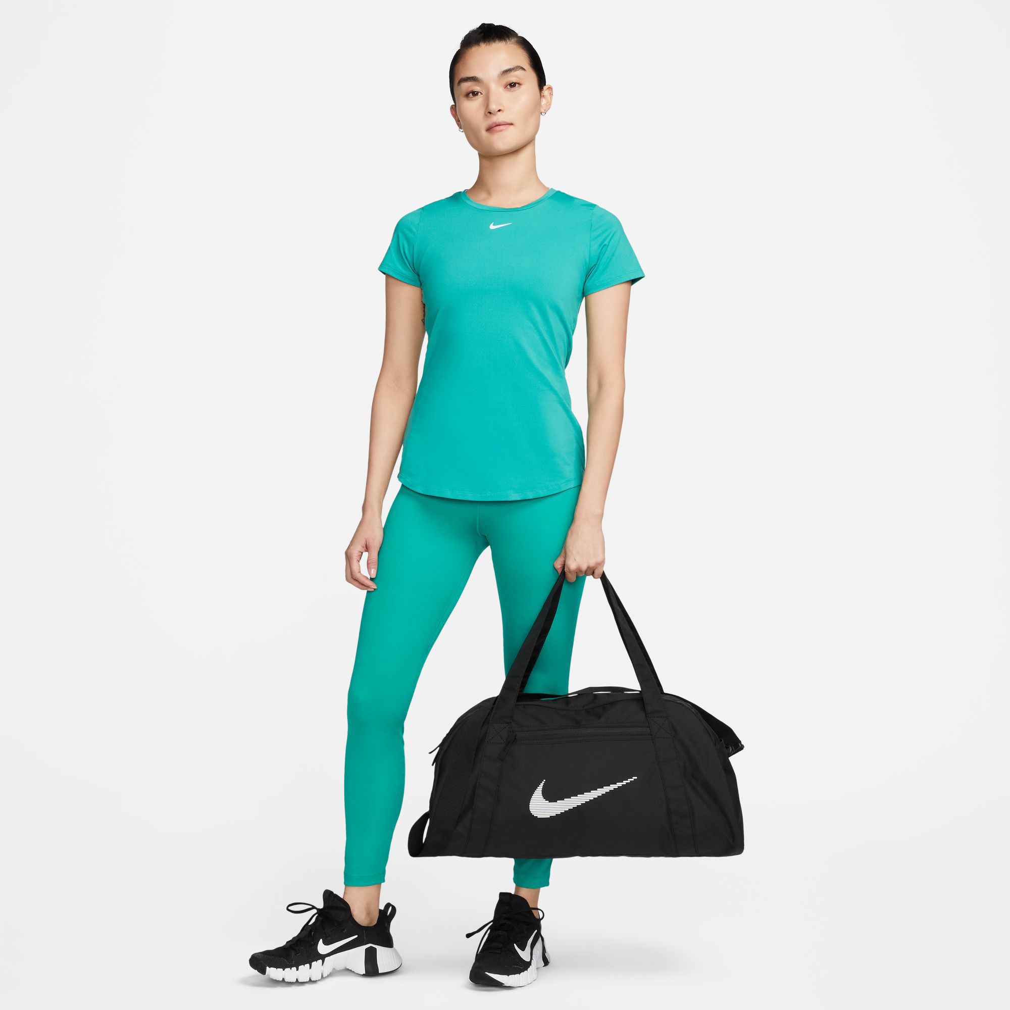 Nike Gym Club Duffel Bag (24L)