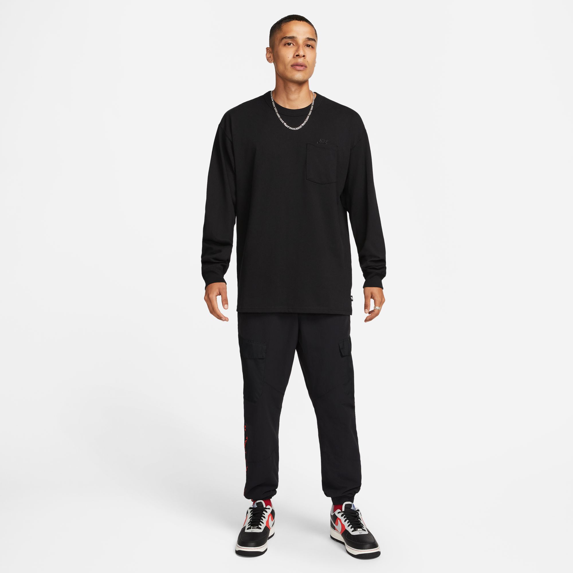 Nike Sportswear Premium Essentials Men's Long-Sleeve Pocket T-Shirt product image