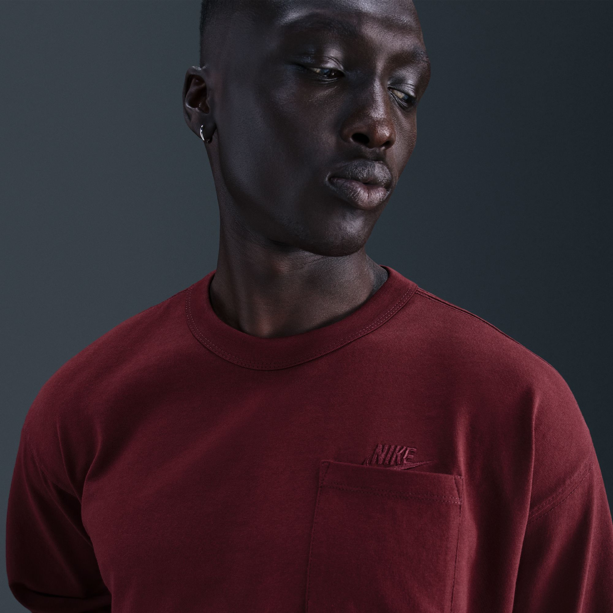 Nike Sportswear Premium Essentials Men's Long-Sleeve Pocket T-Shirt product image