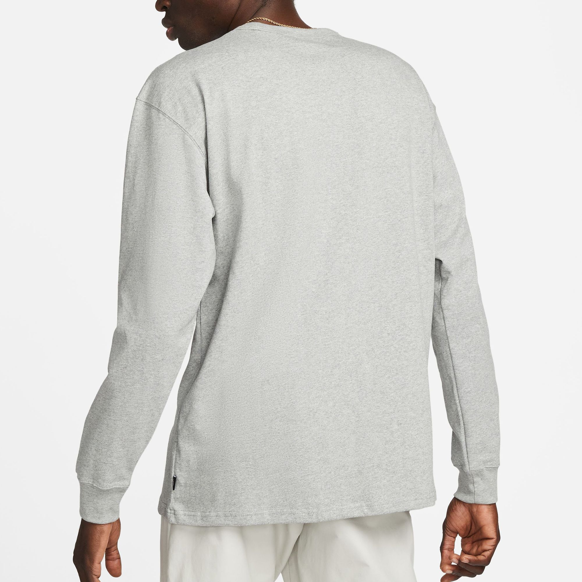 Nike Sportswear Premium Essentials Men's Long-Sleeve Pocket T-Shirt product image