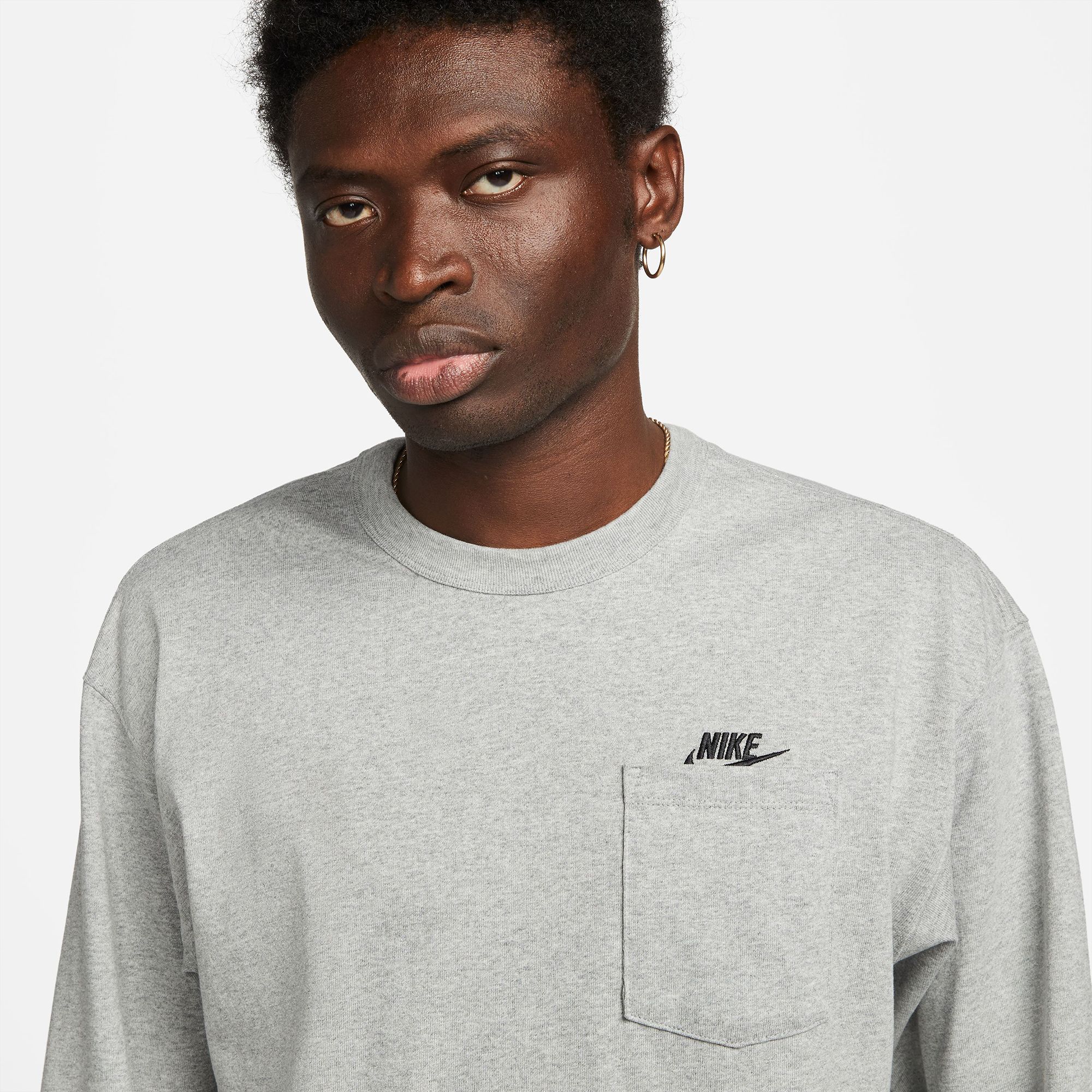 Nike Sportswear Premium Essentials Men's Long-Sleeve Pocket T-Shirt product image