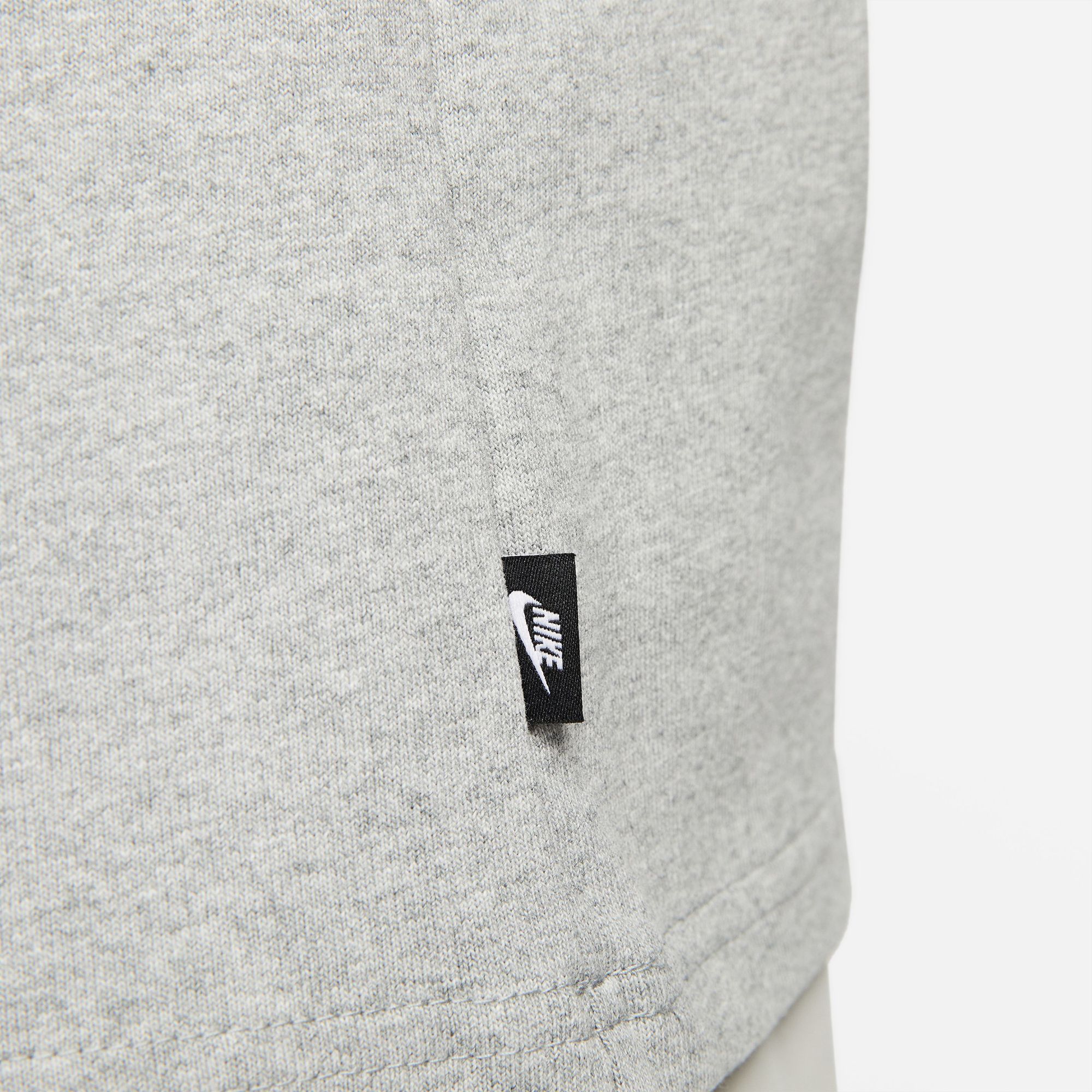 Nike Sportswear Premium Essentials Men's Long-Sleeve Pocket T-Shirt product image