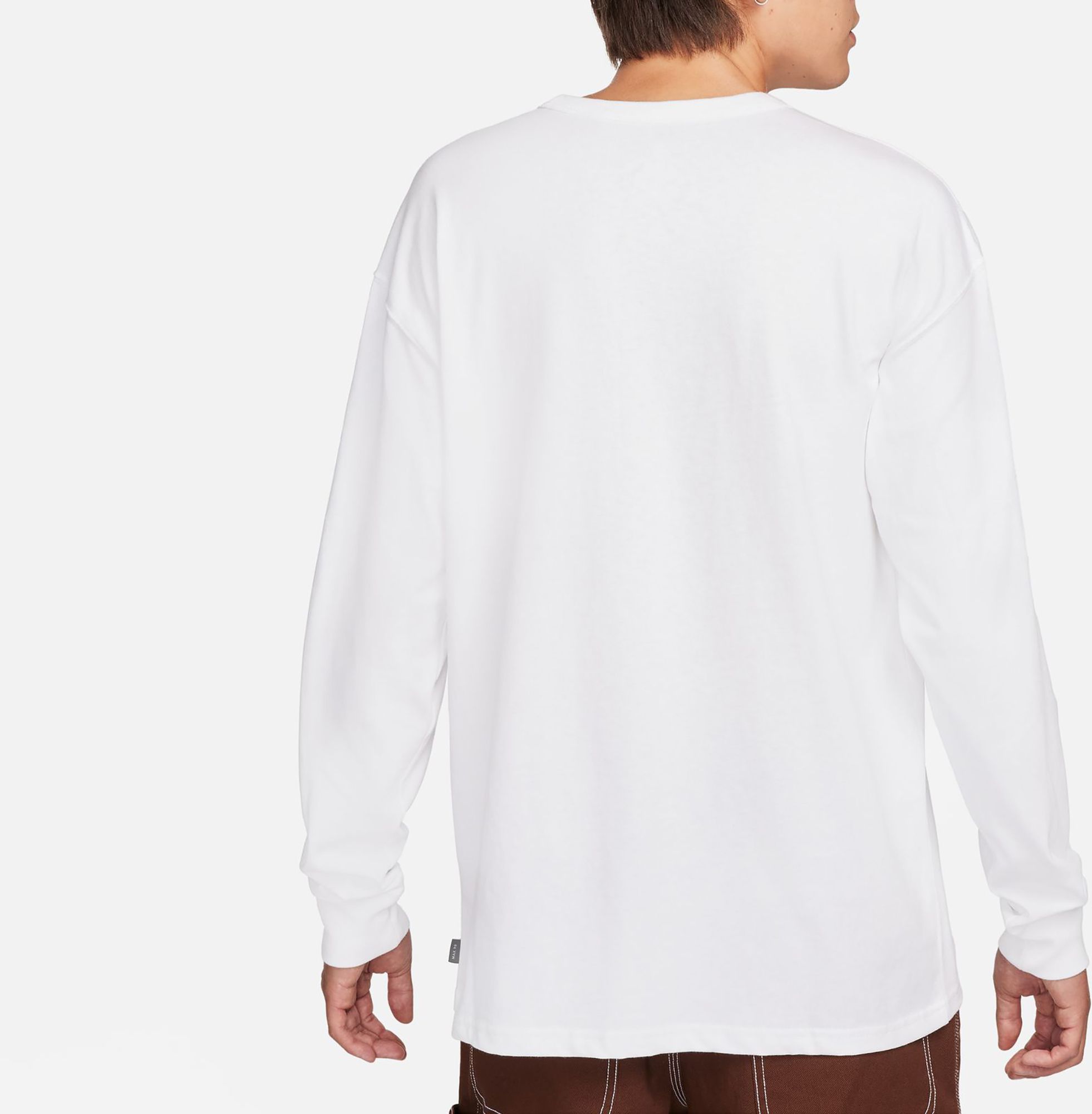 Nike Sportswear Premium Essentials Men's Long-Sleeve Pocket T-Shirt product image