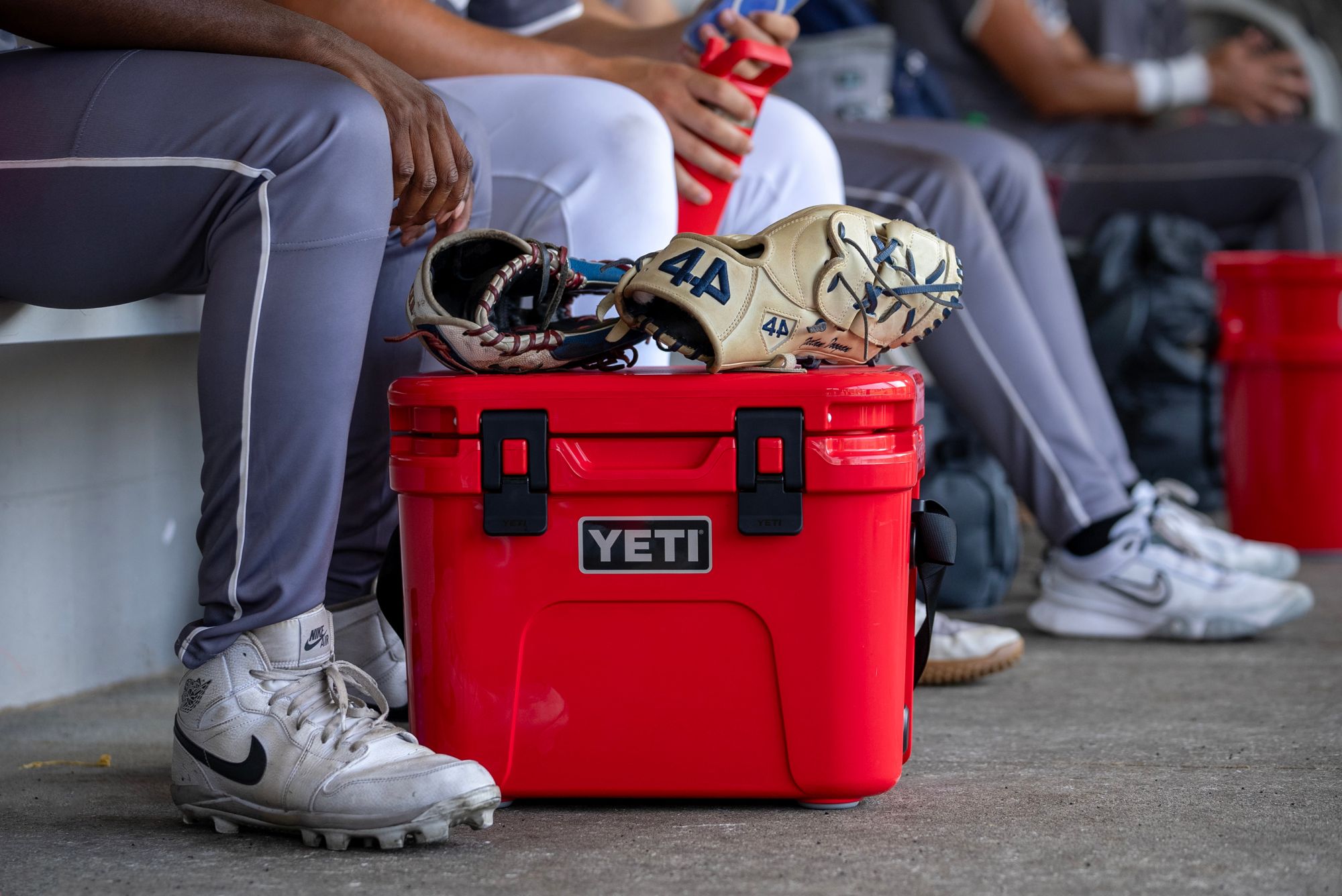 YETI Roadie 15 Hard Cooler product image