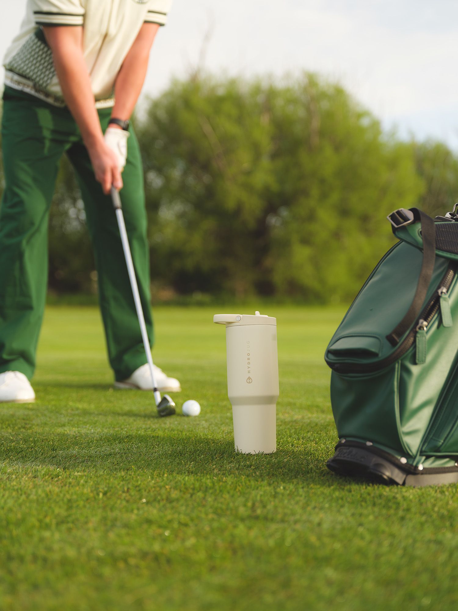 HYDROJUG 32 oz. Sport Bottle product image