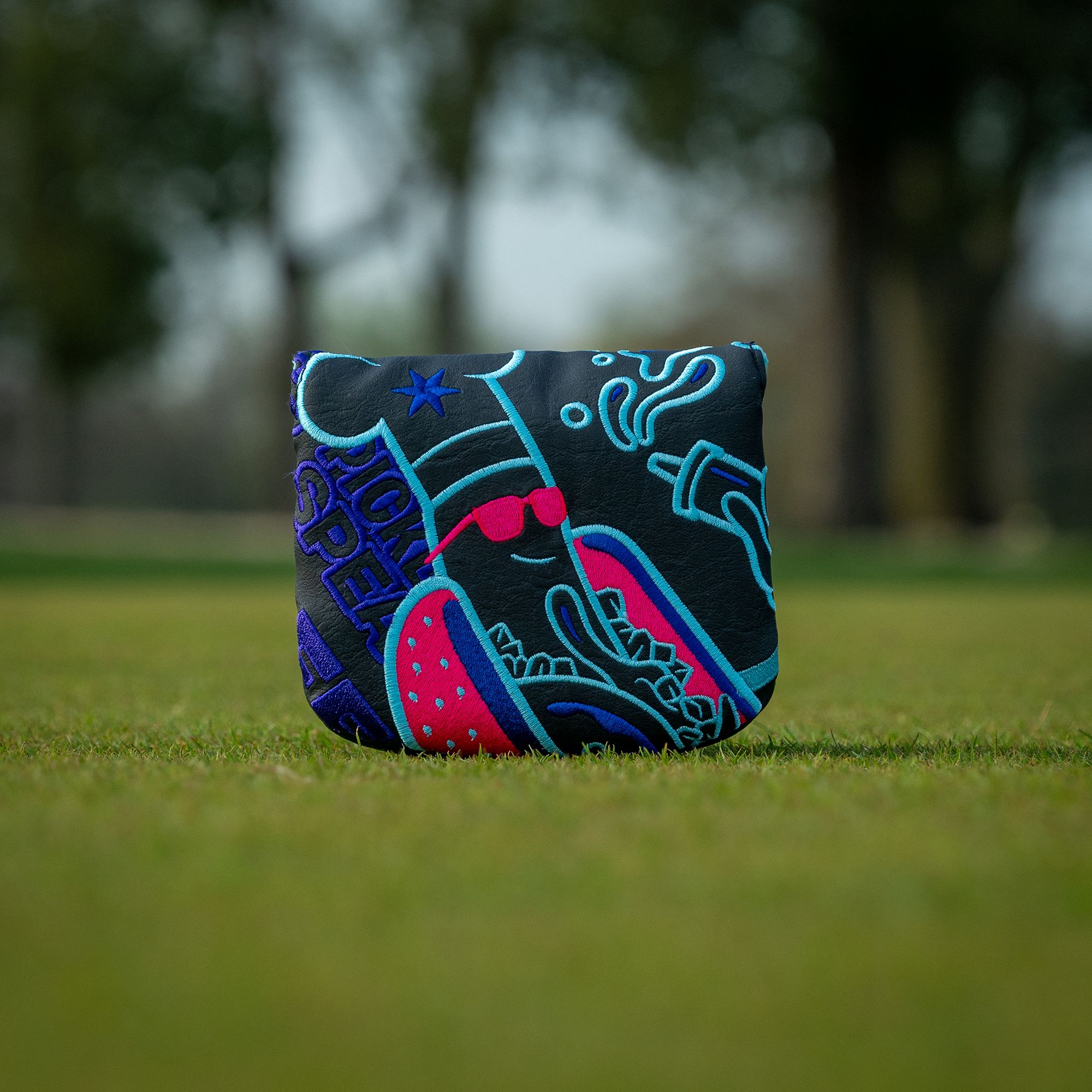 SWAG Jumbo Dog Small Center-Shaft Mallet Putter Headcover product image