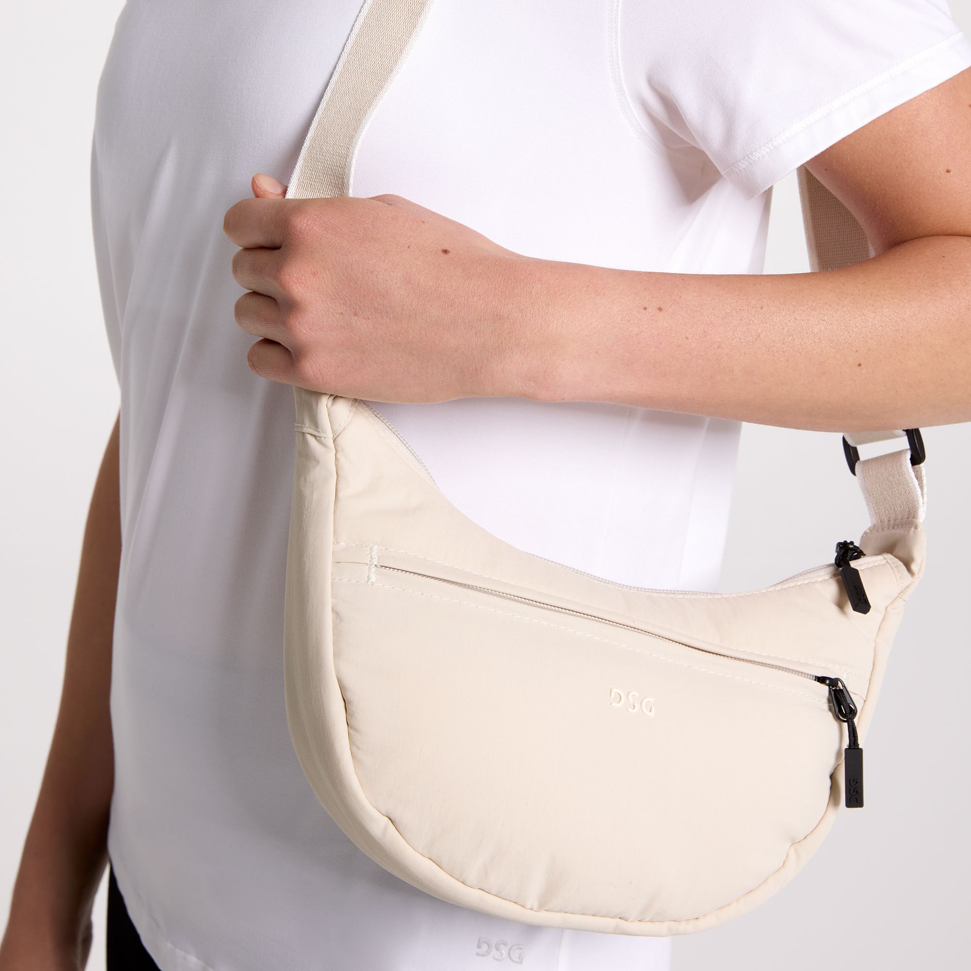 DSG Women's Crescent Bag product image