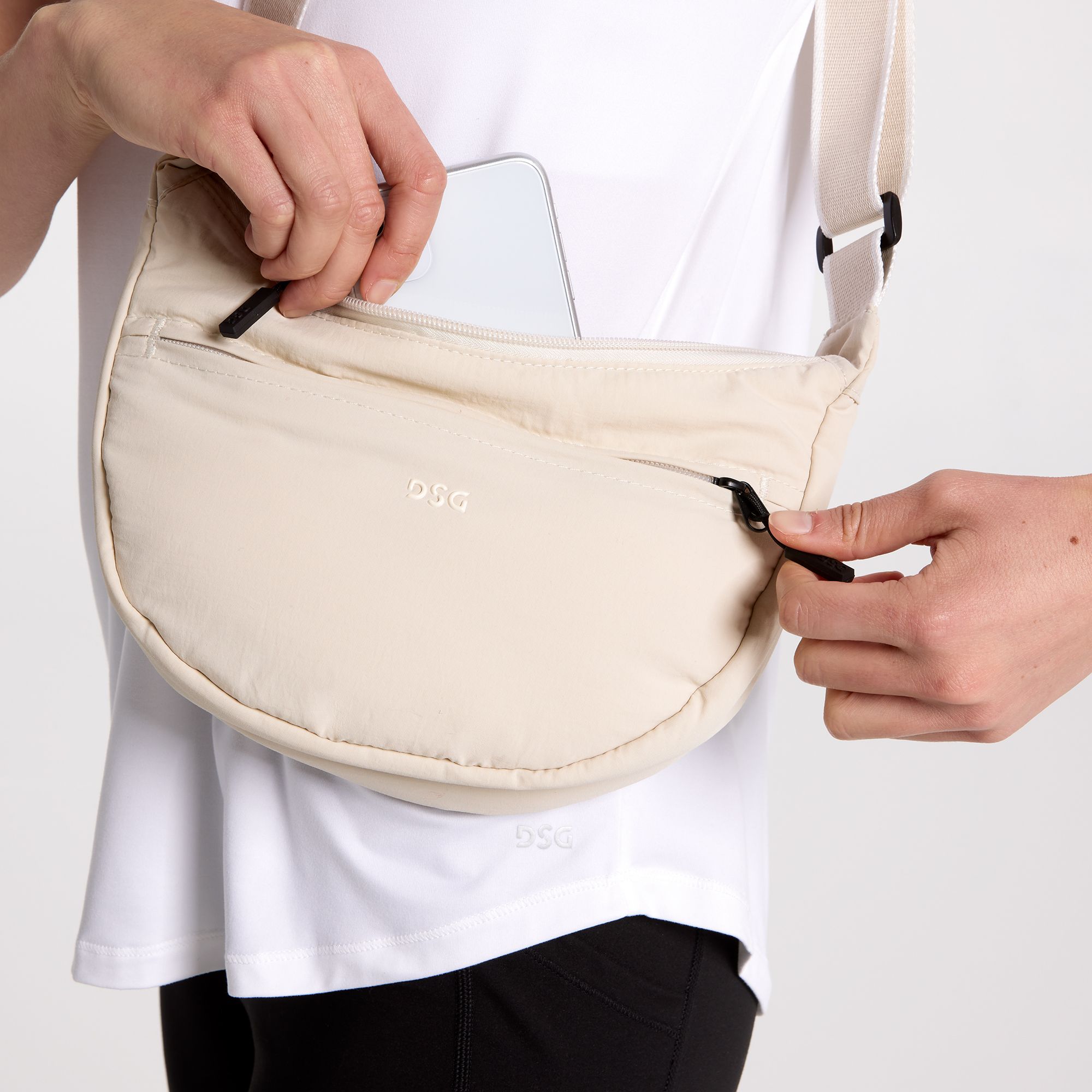 DSG Women's Crescent Bag product image