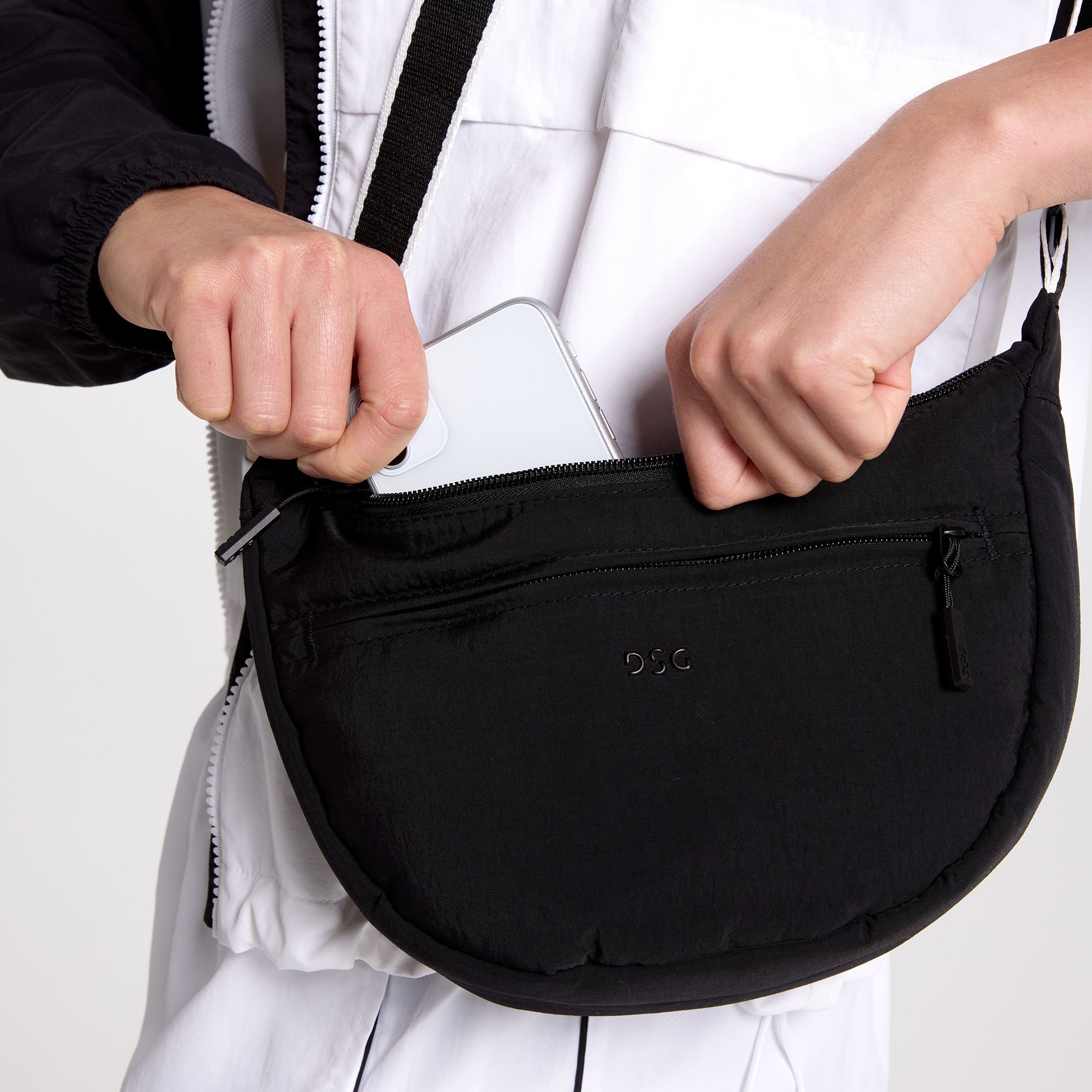 DSG Women's Crescent Bag product image