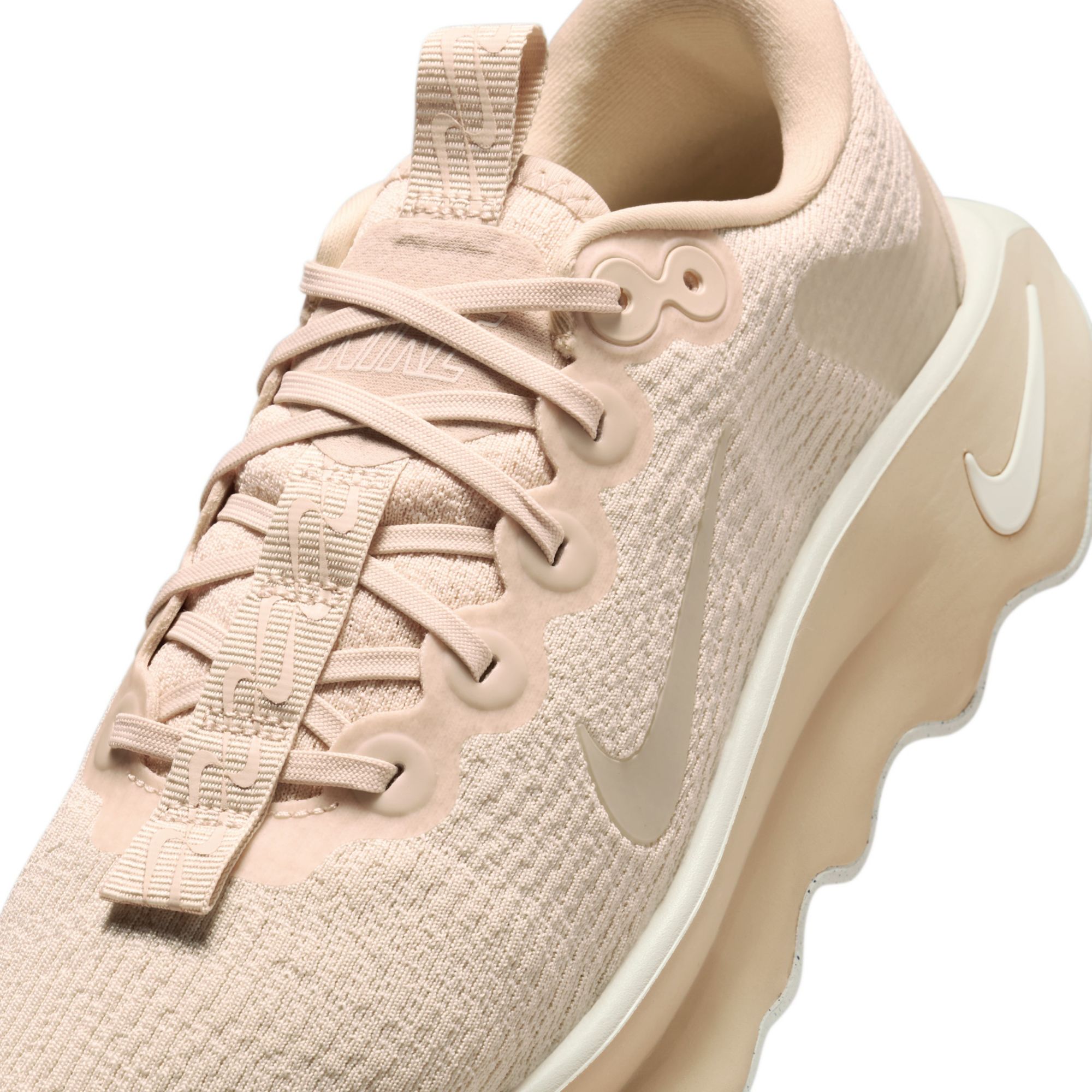 Nike Women's Motiva Walking Shoes product image