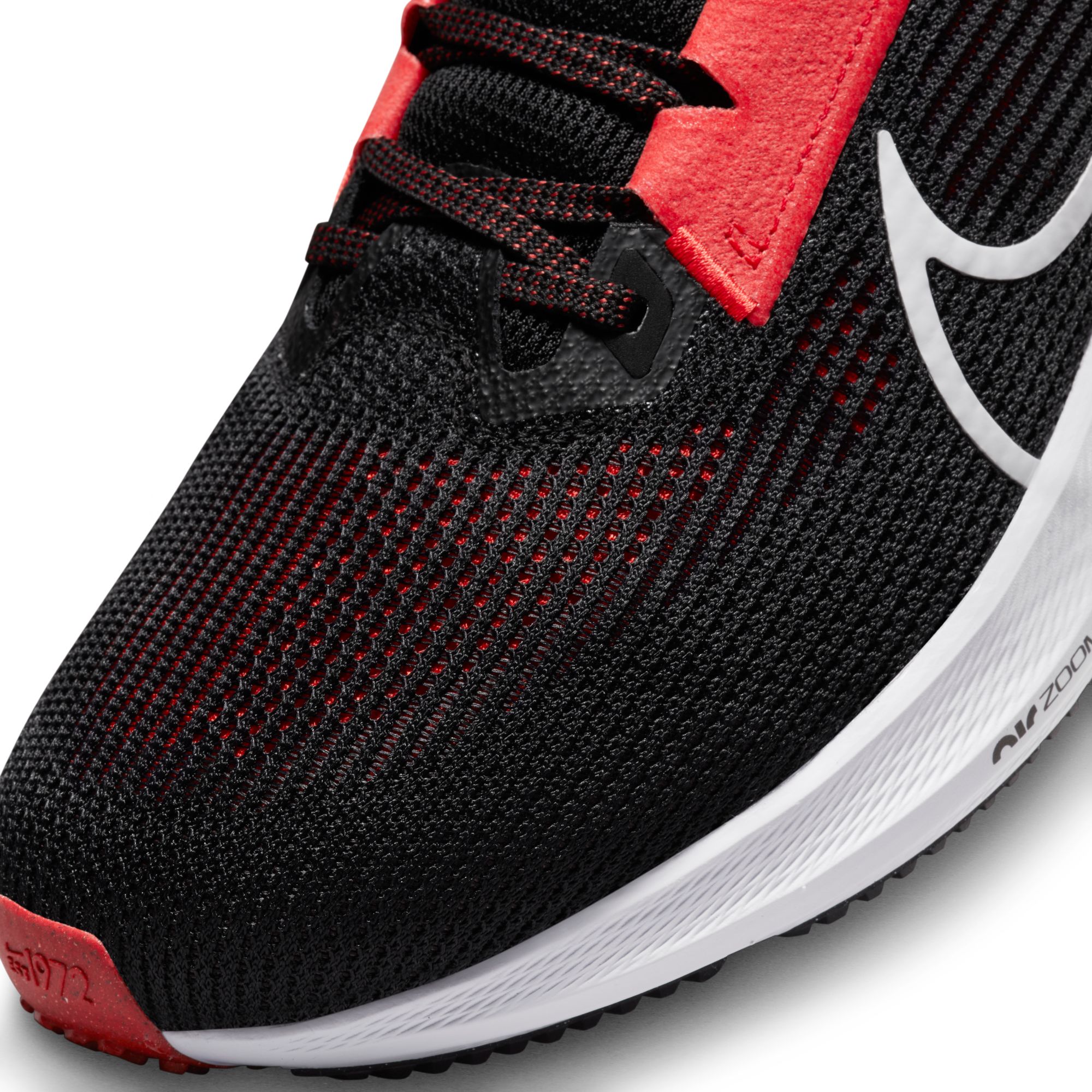 Nike Men's Pegasus 40 Running Shoes product image