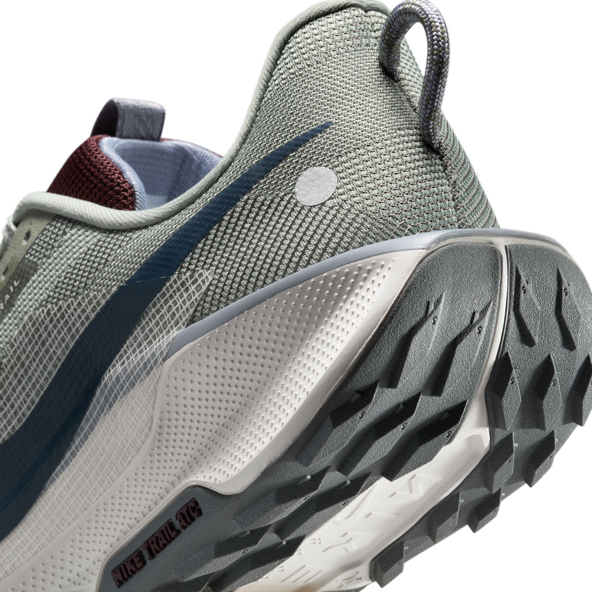 Nike Men’s Pegasus Trail 5 Running Shoes product image