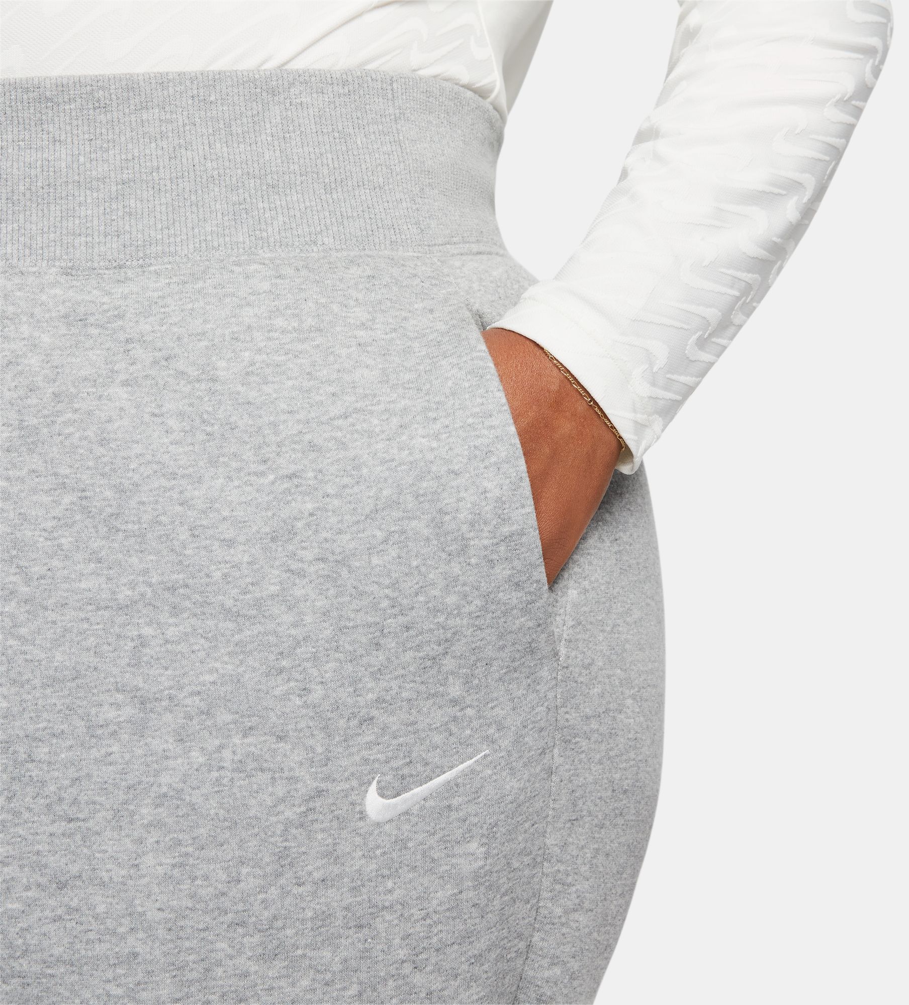 Nike Sportswear Women's Phoenix Fleece High-Waisted Oversized Sweatpants (Plus Size) product image