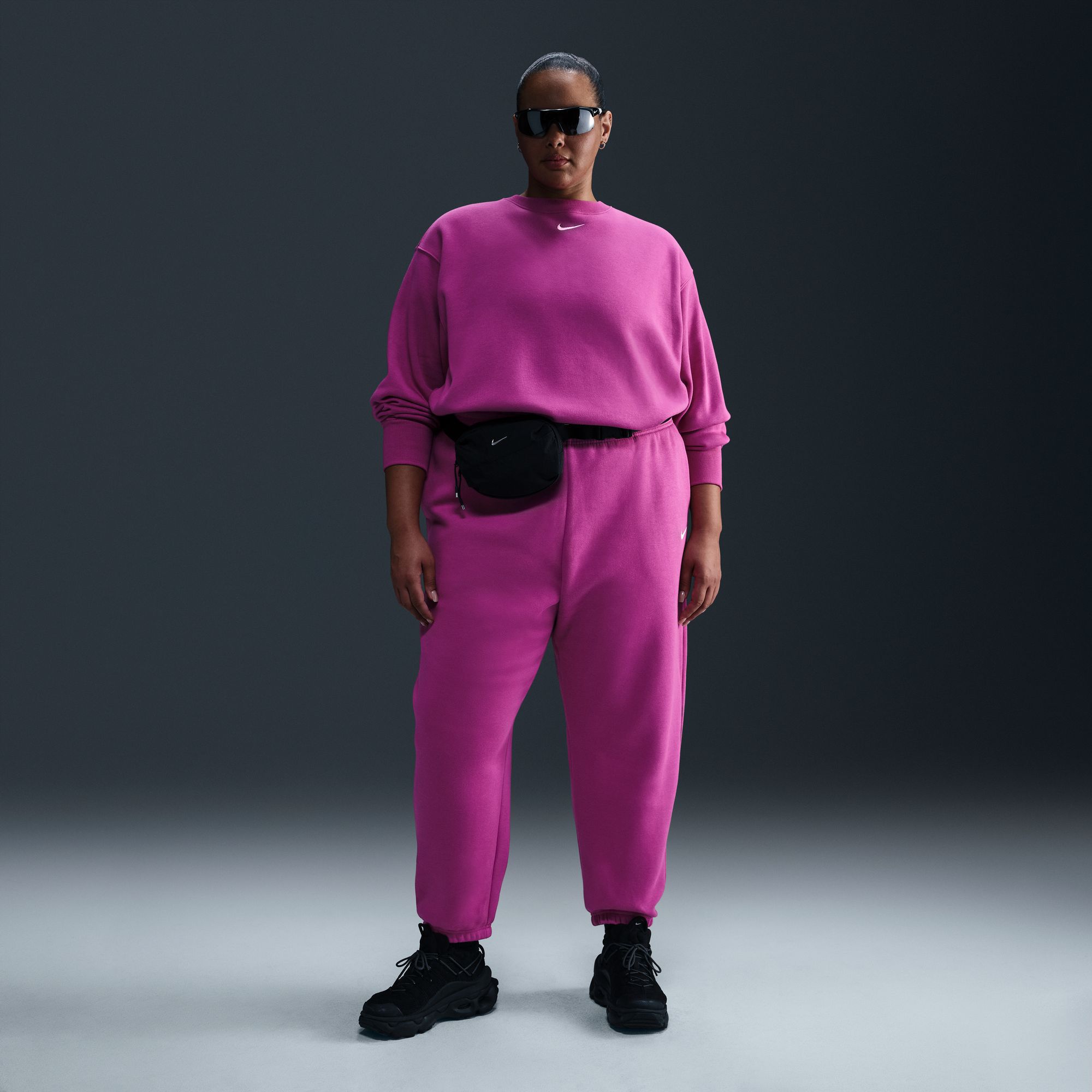 Nike Women's Sportswear Phoenix Fleece Oversized Crewneck Sweatshirt (Plus Size) product image