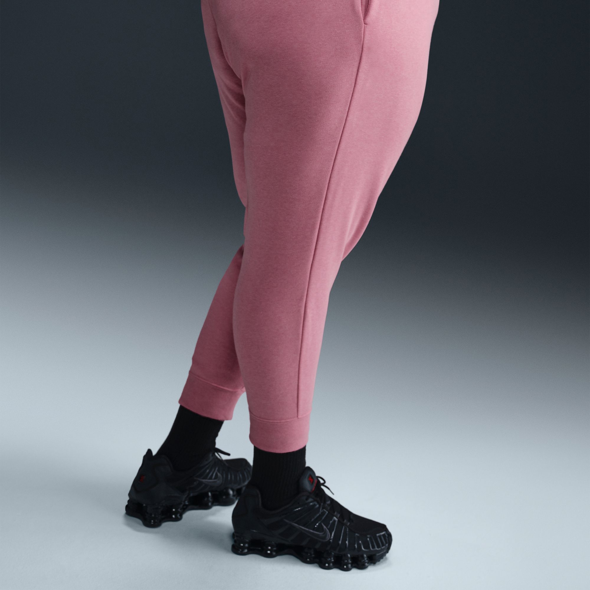 Nike Sportswear Women's Club Fleece Mid-Rise Joggers (Plus Size) product image