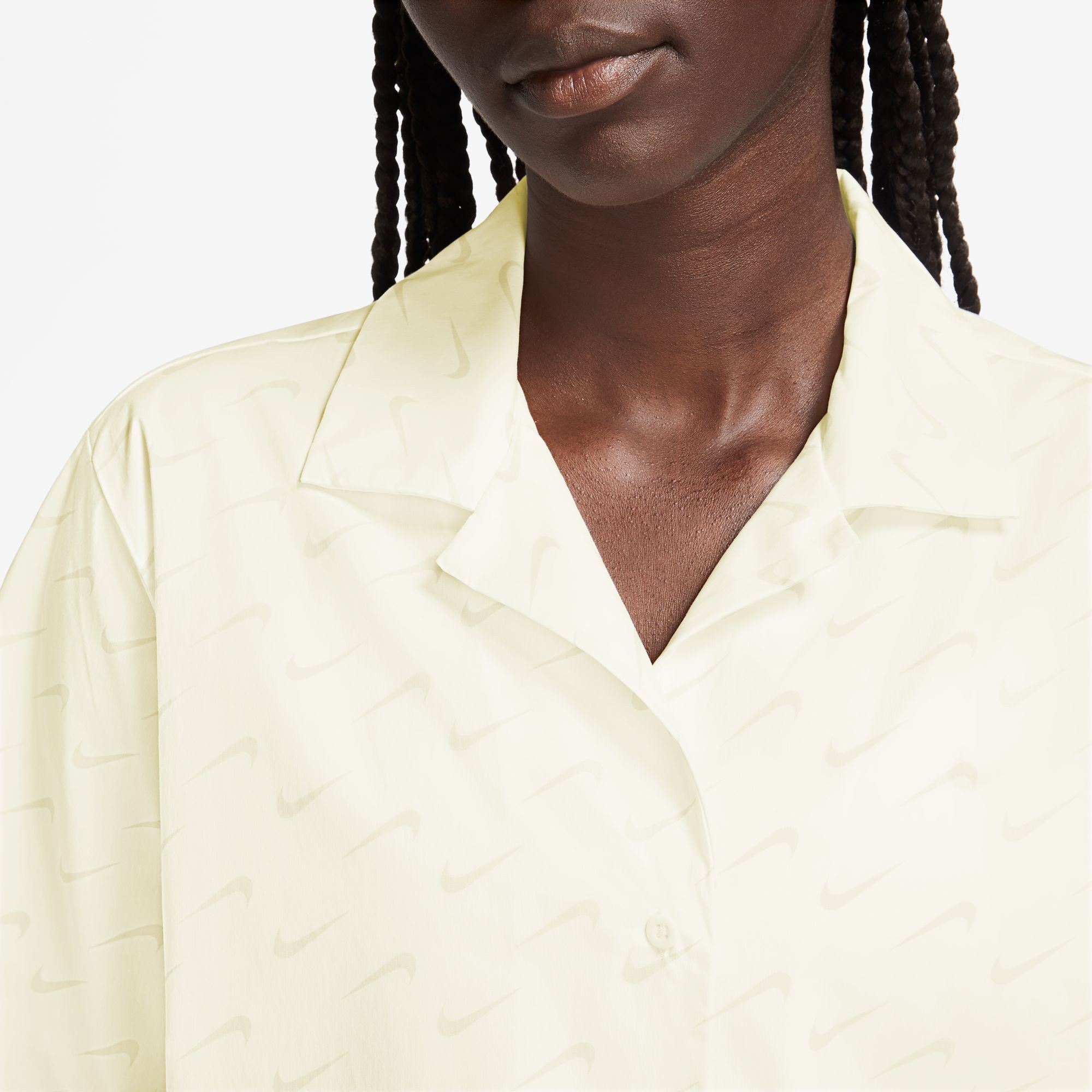 Nike Women's Sportswear Everyday Modern Woven Short-Sleeve Shirt product image