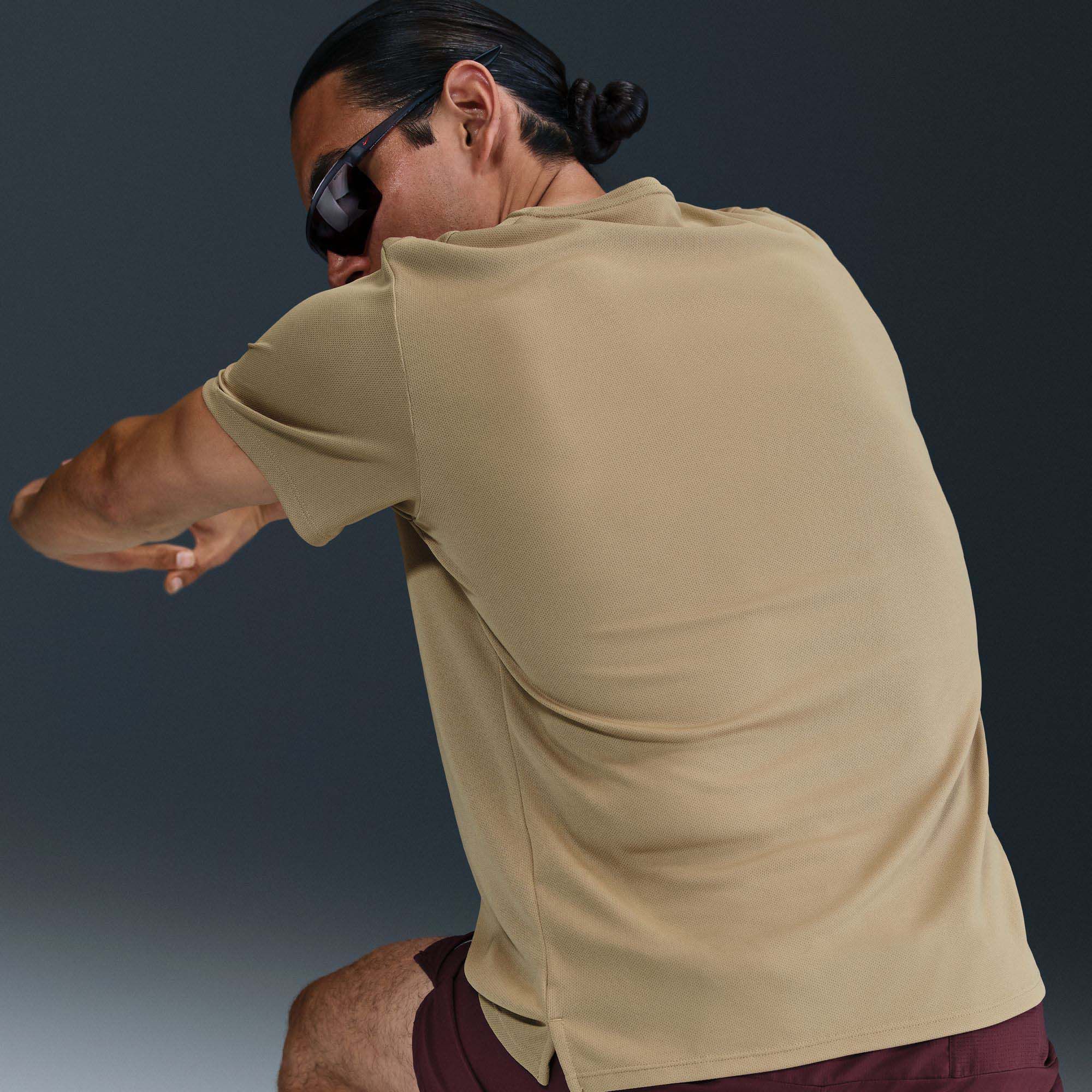 Nike Men's Dri-FIT UV Miler Running T-Shirt product image