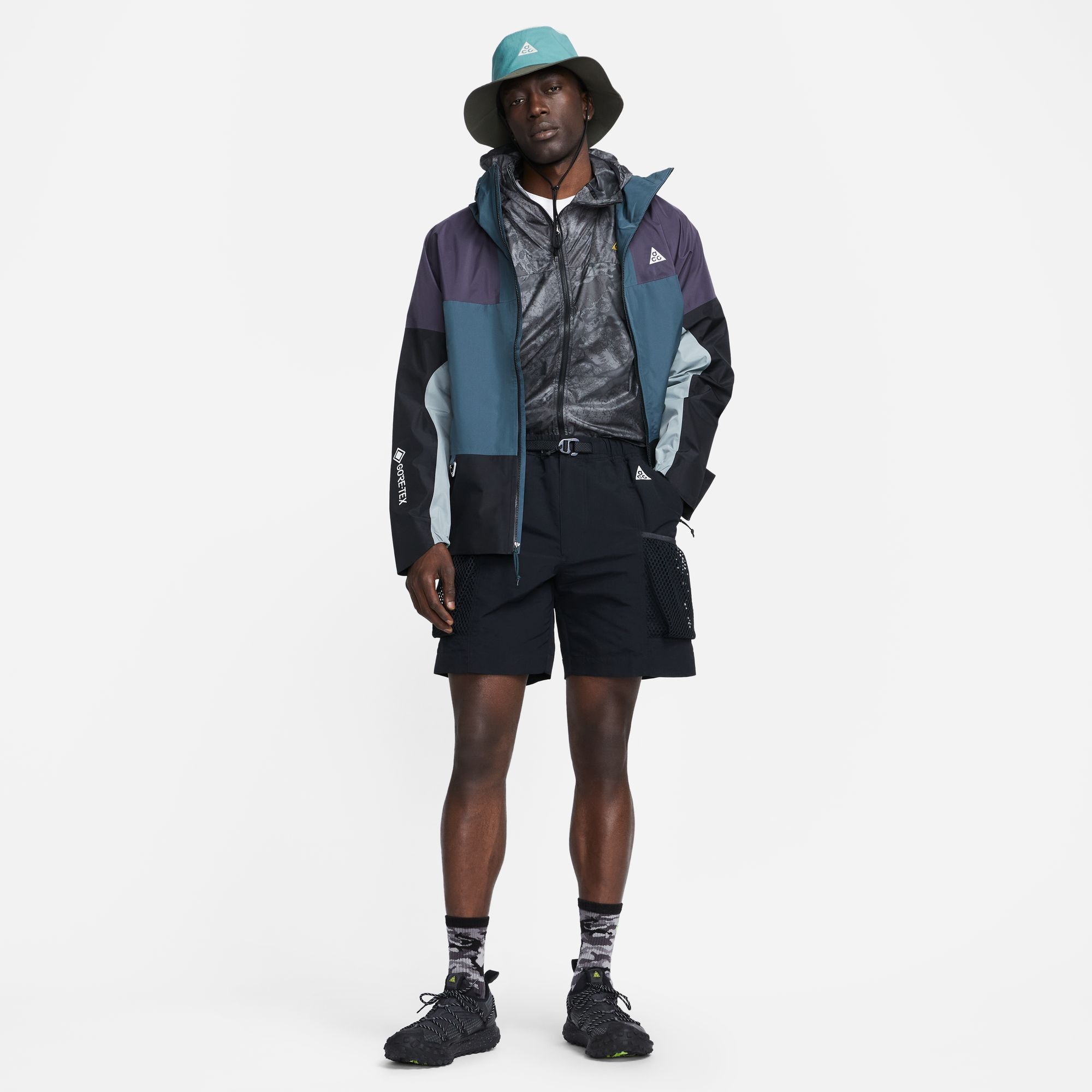 Nike Men's ACG Snowgrass Cargo Shorts product image