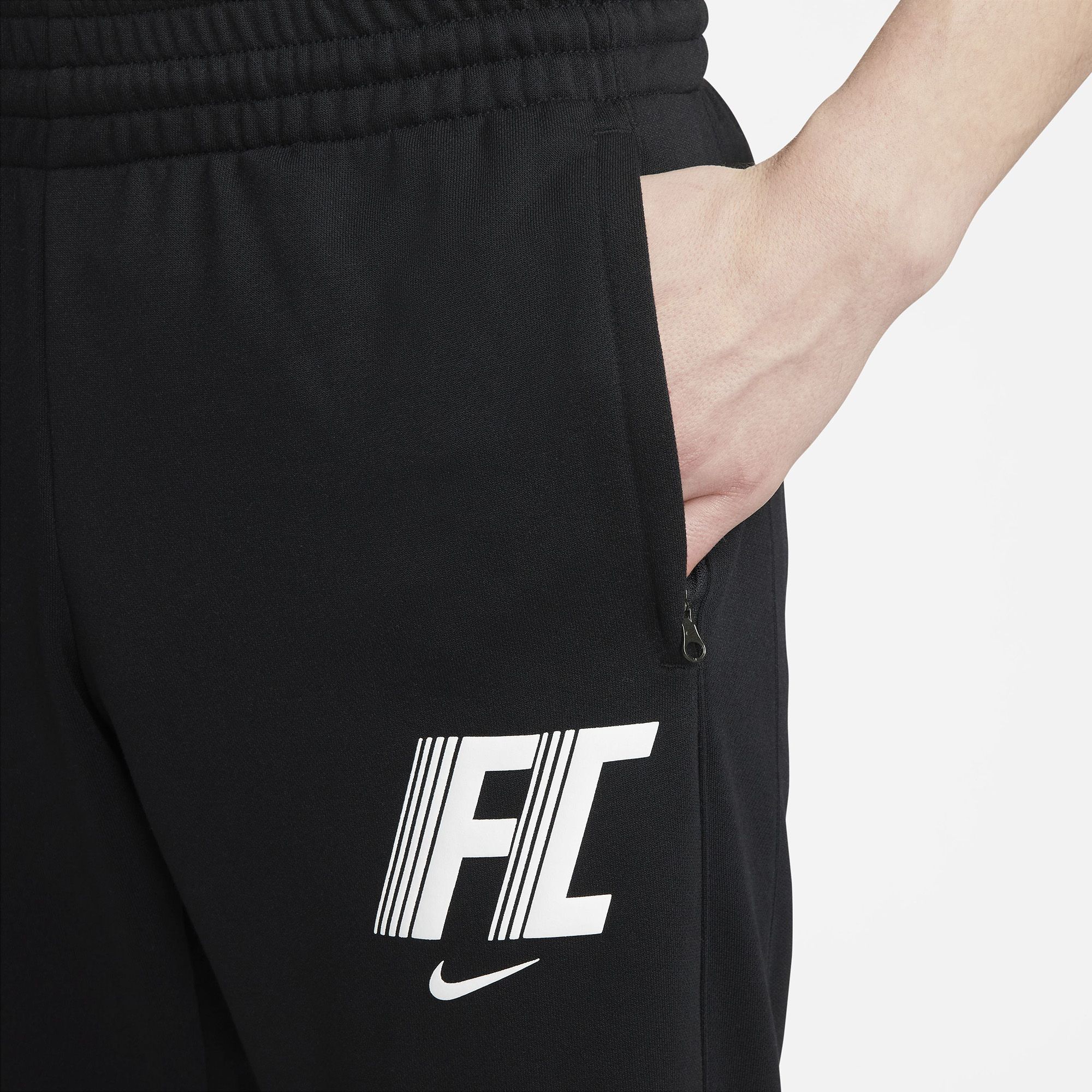 Dick's Sporting Goods Nike Men's Dri-FIT F.C. Fleece Soccer Pants