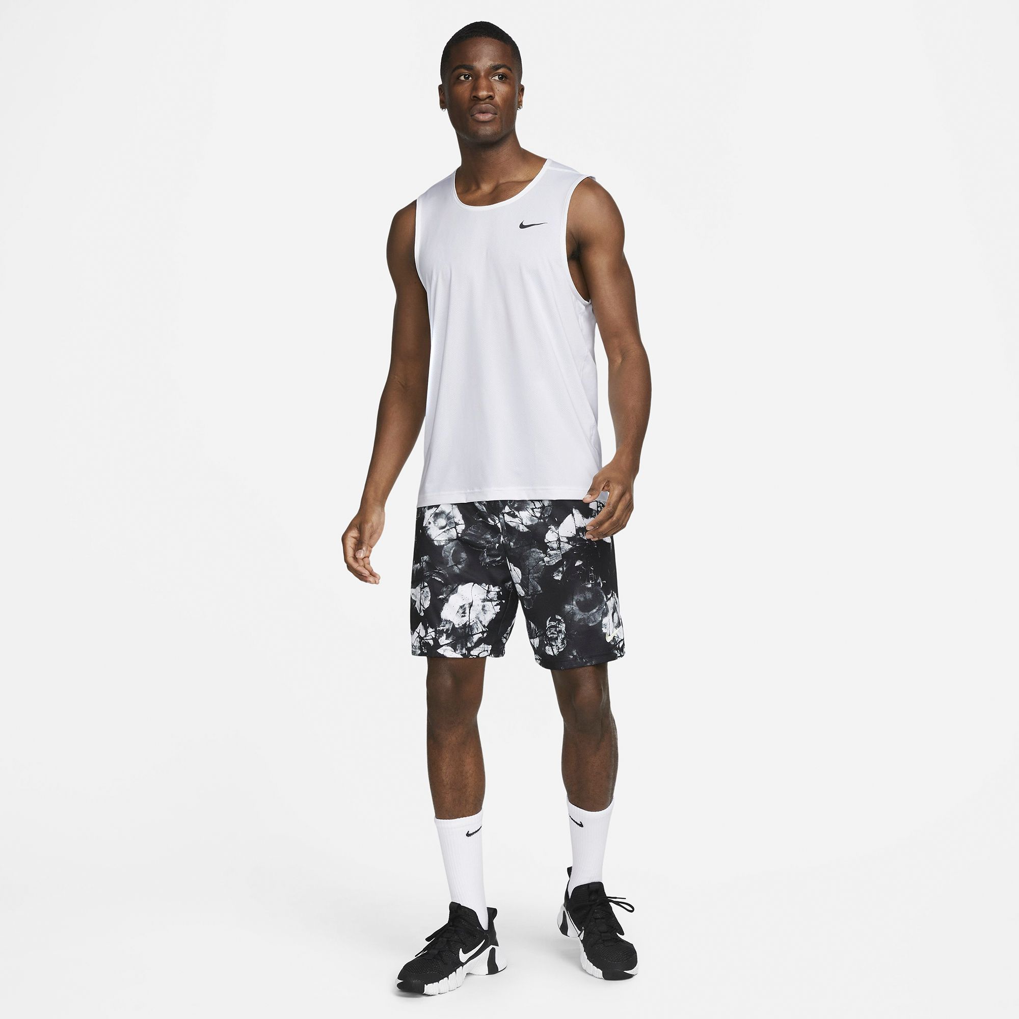 Nike Men's Dri-FIT Ready Fitness Tank Top product image