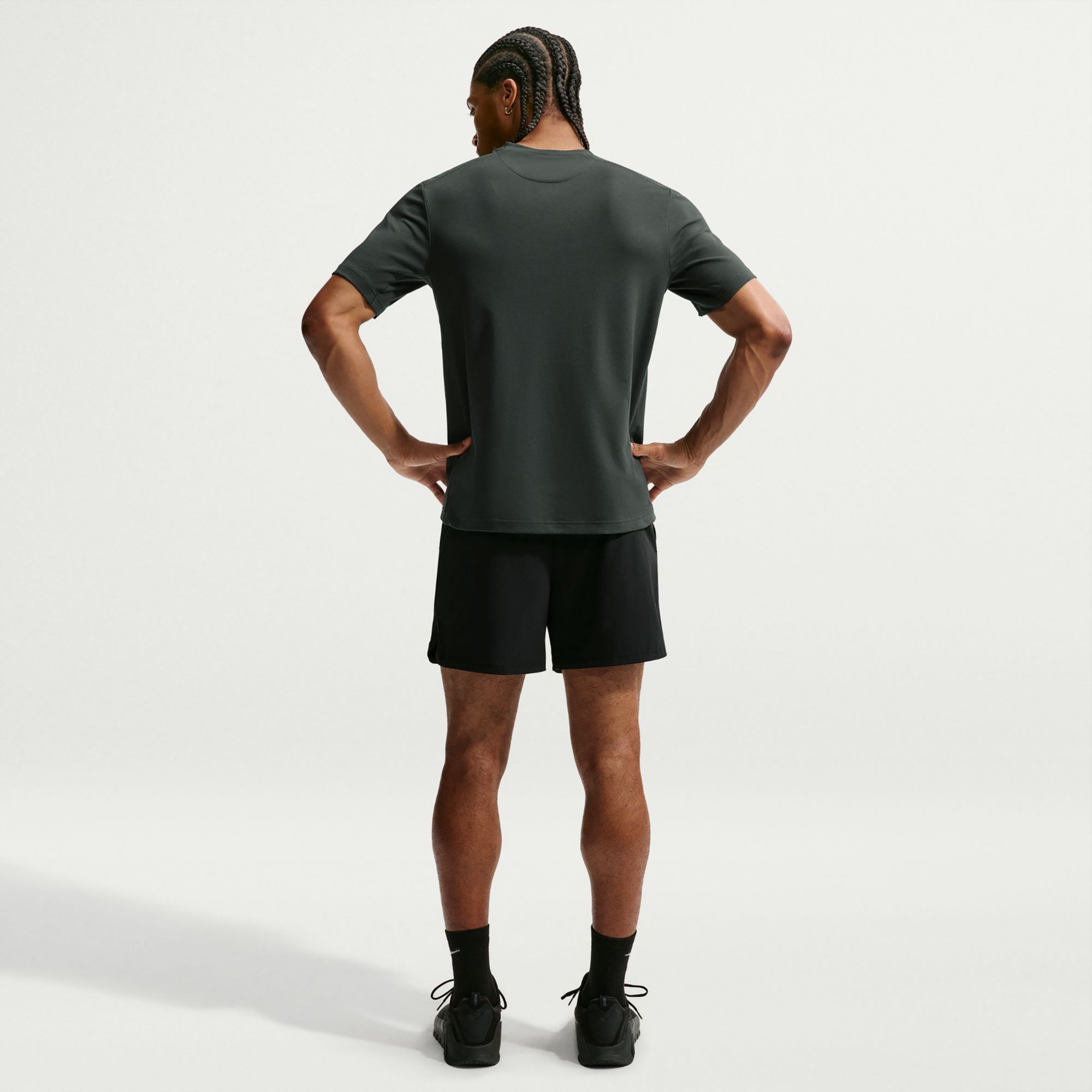 Nike Men's Dri-FIT Primary Training T-Shirt product image