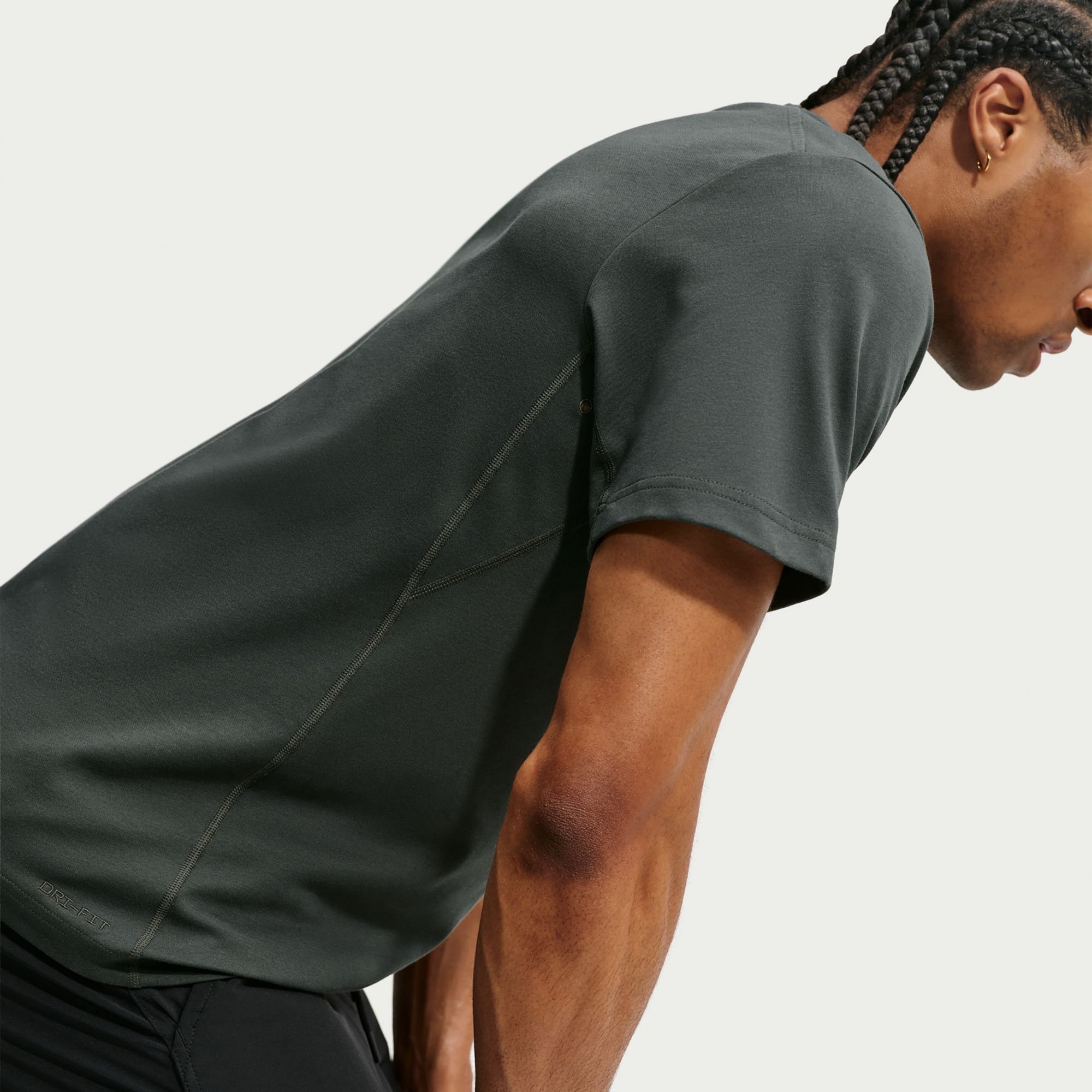 Nike Men's Dri-FIT Primary Training T-Shirt product image