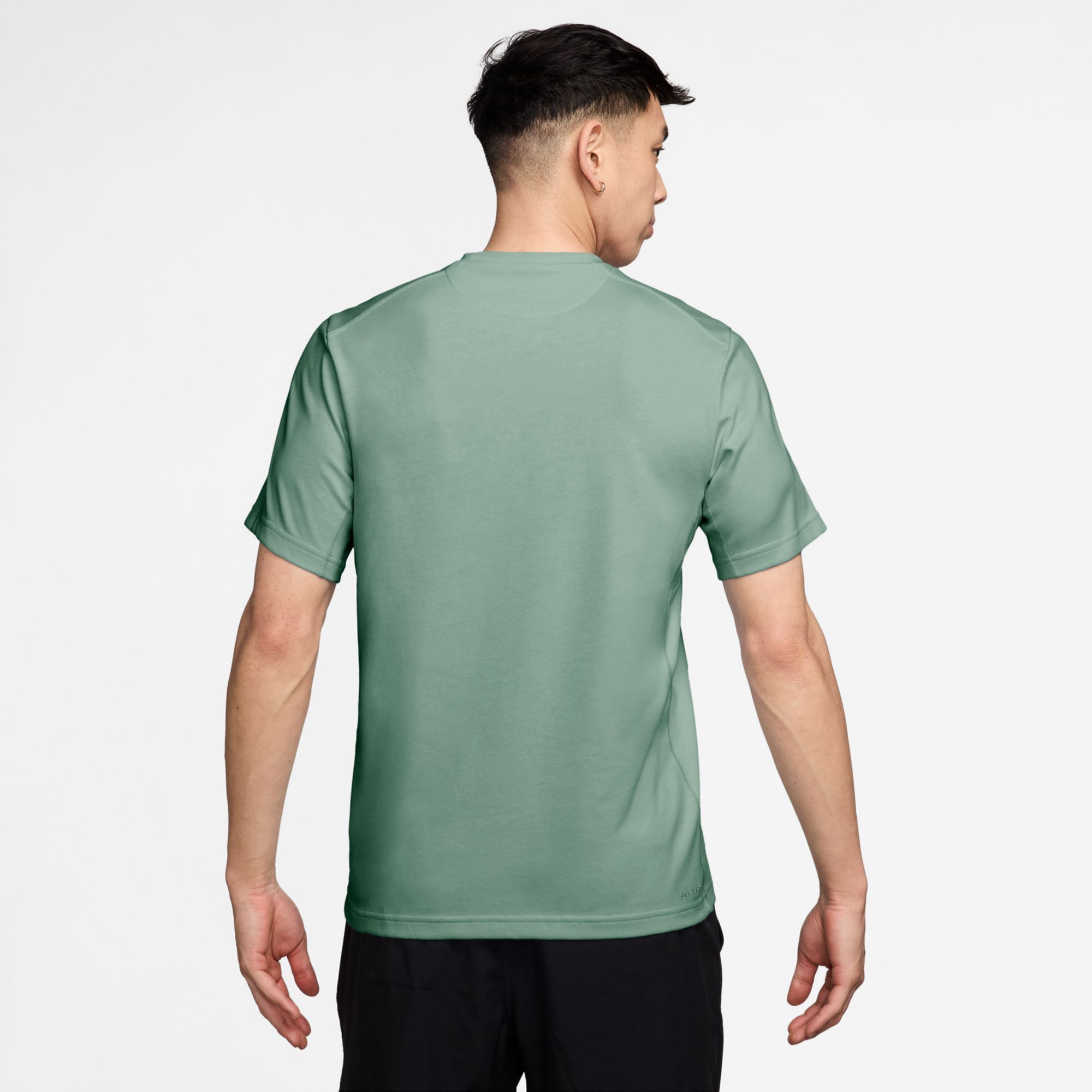 Nike Men's Dri-FIT Primary Training T-Shirt product image