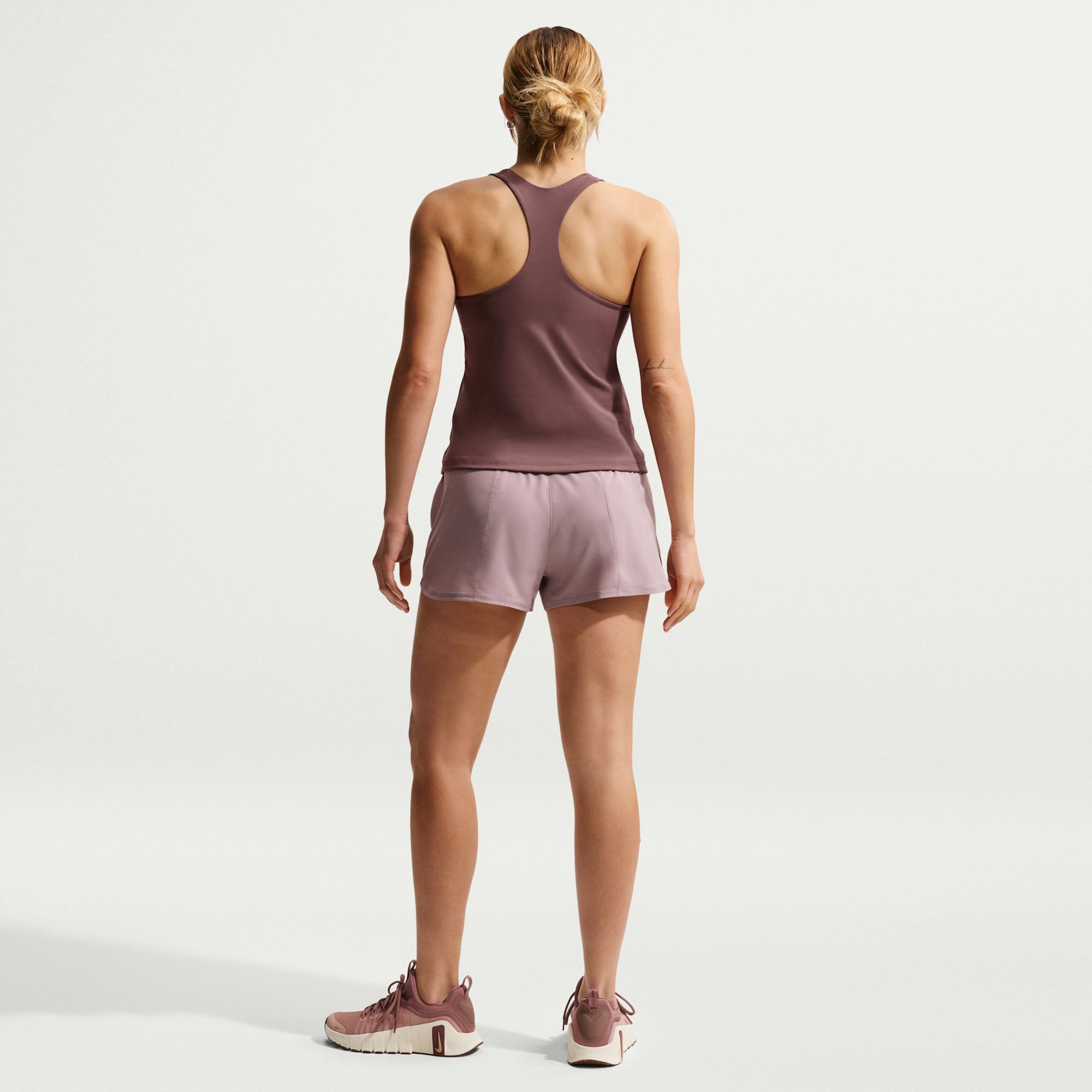 Nike Women's Swoosh Medium-Support Padded Sports Bra Tank product image