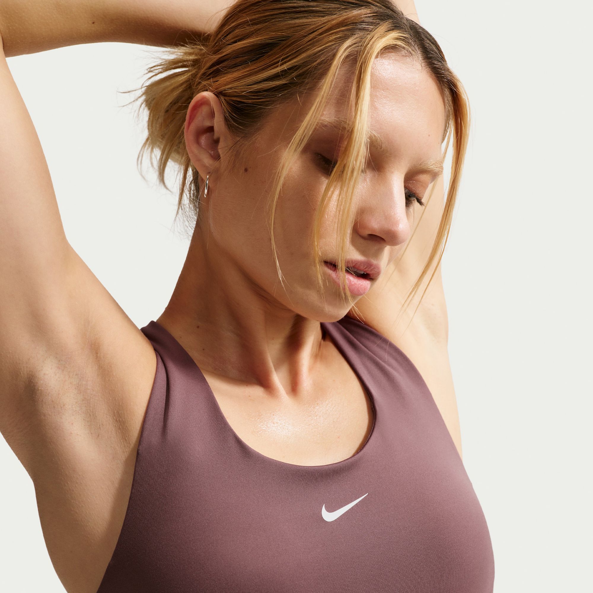 Nike Women's Swoosh Medium-Support Padded Sports Bra Tank product image