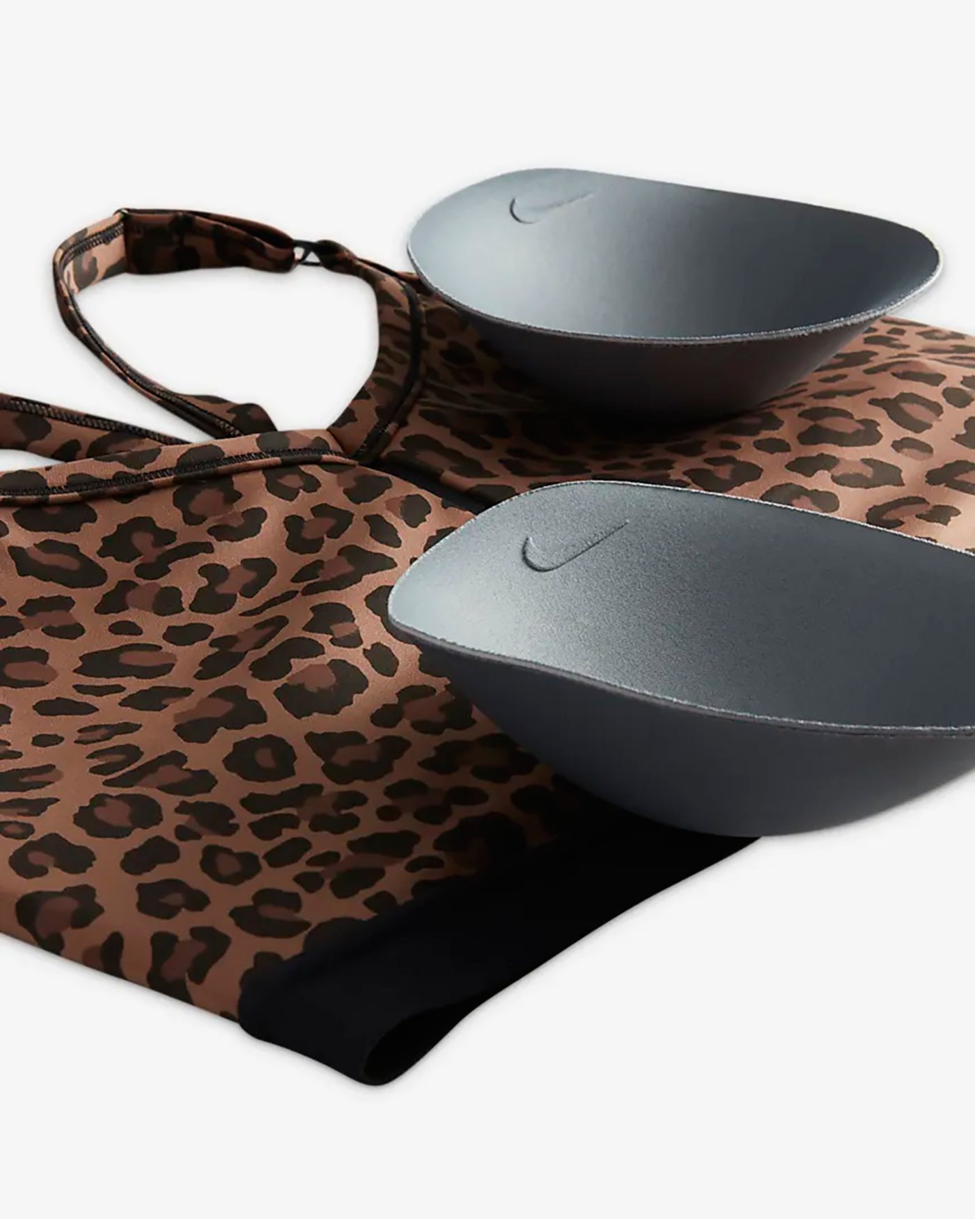 Nike Women s Indy V Neck Leopard Print Plus Size Bra Dick s Sporting Goods
