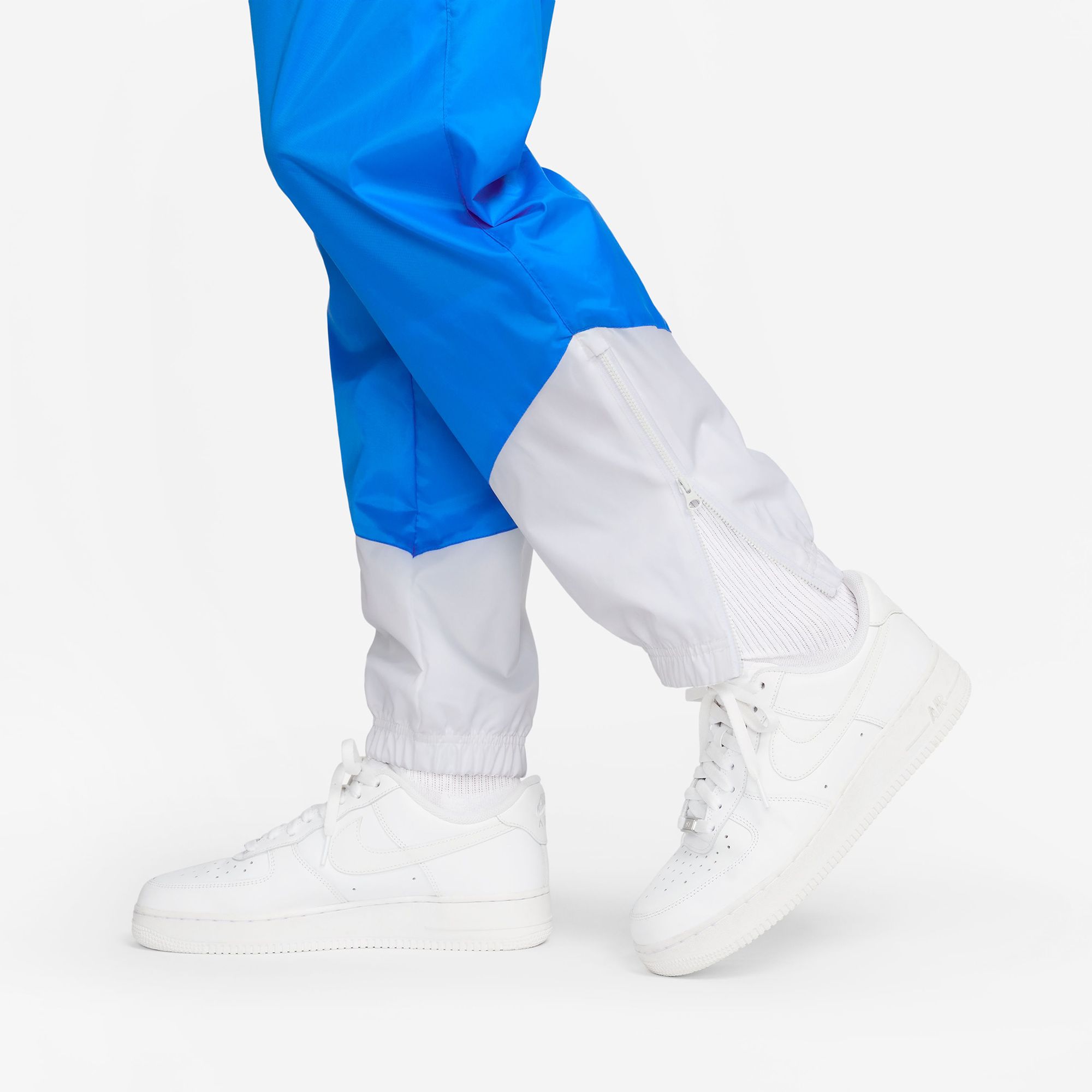 Nike Men's Windrunner Woven Lined Pants product image