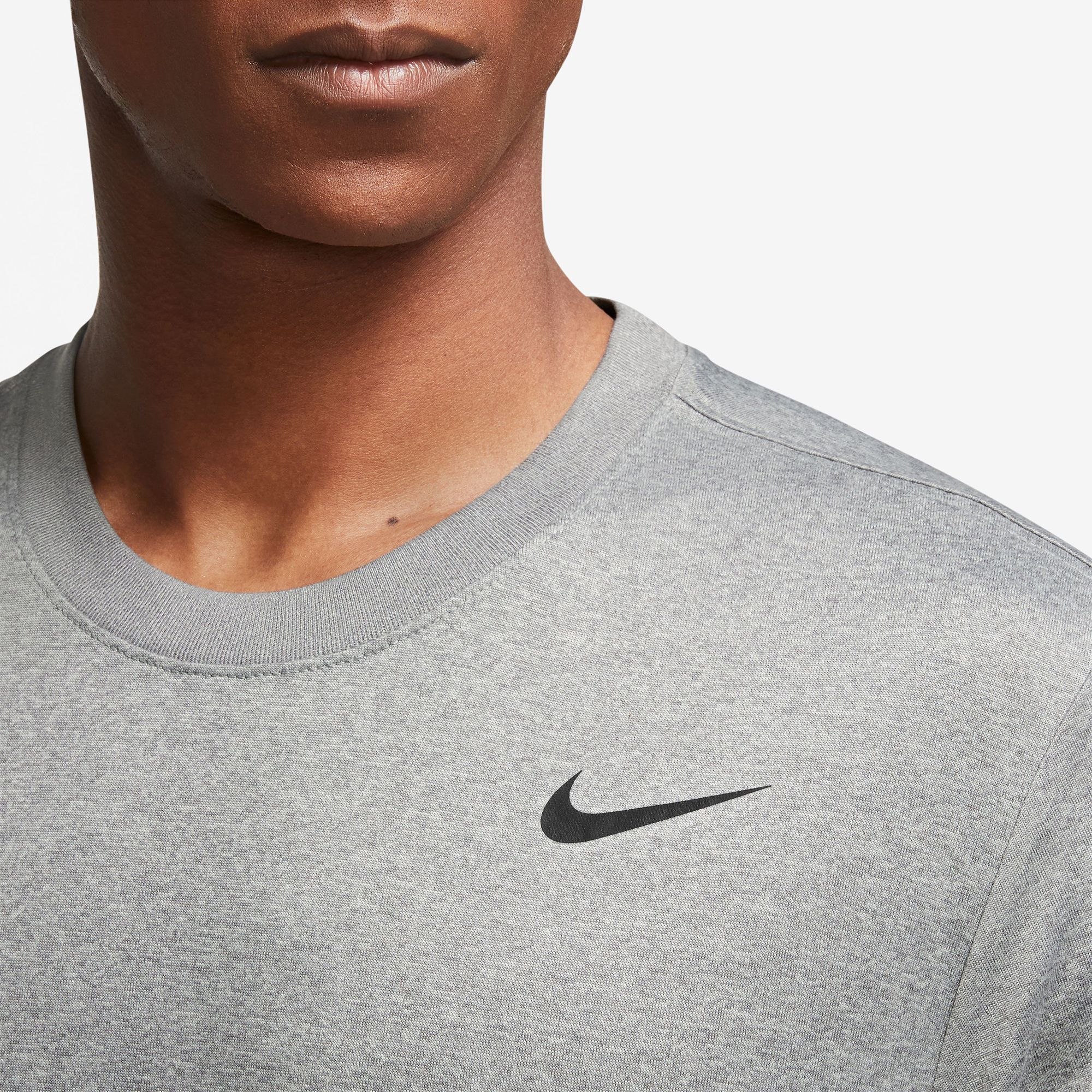 Nike Men's Dri-FIT Legend Fitness T-Shirt product image