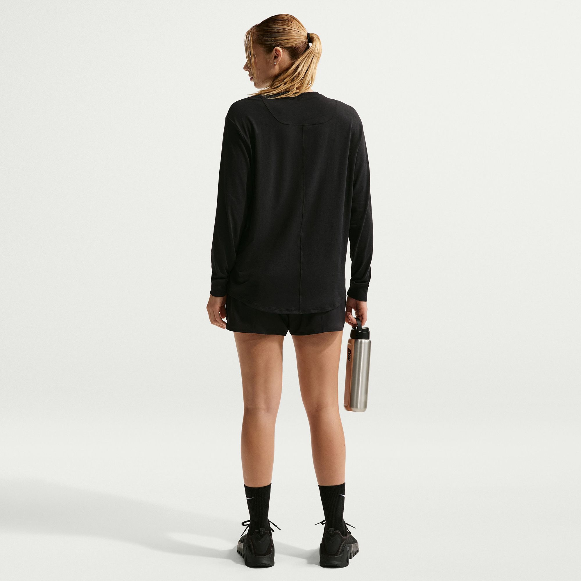 Nike Women's One Dri-FIT Mid-Rise 3" Brief-Lined Shorts product image