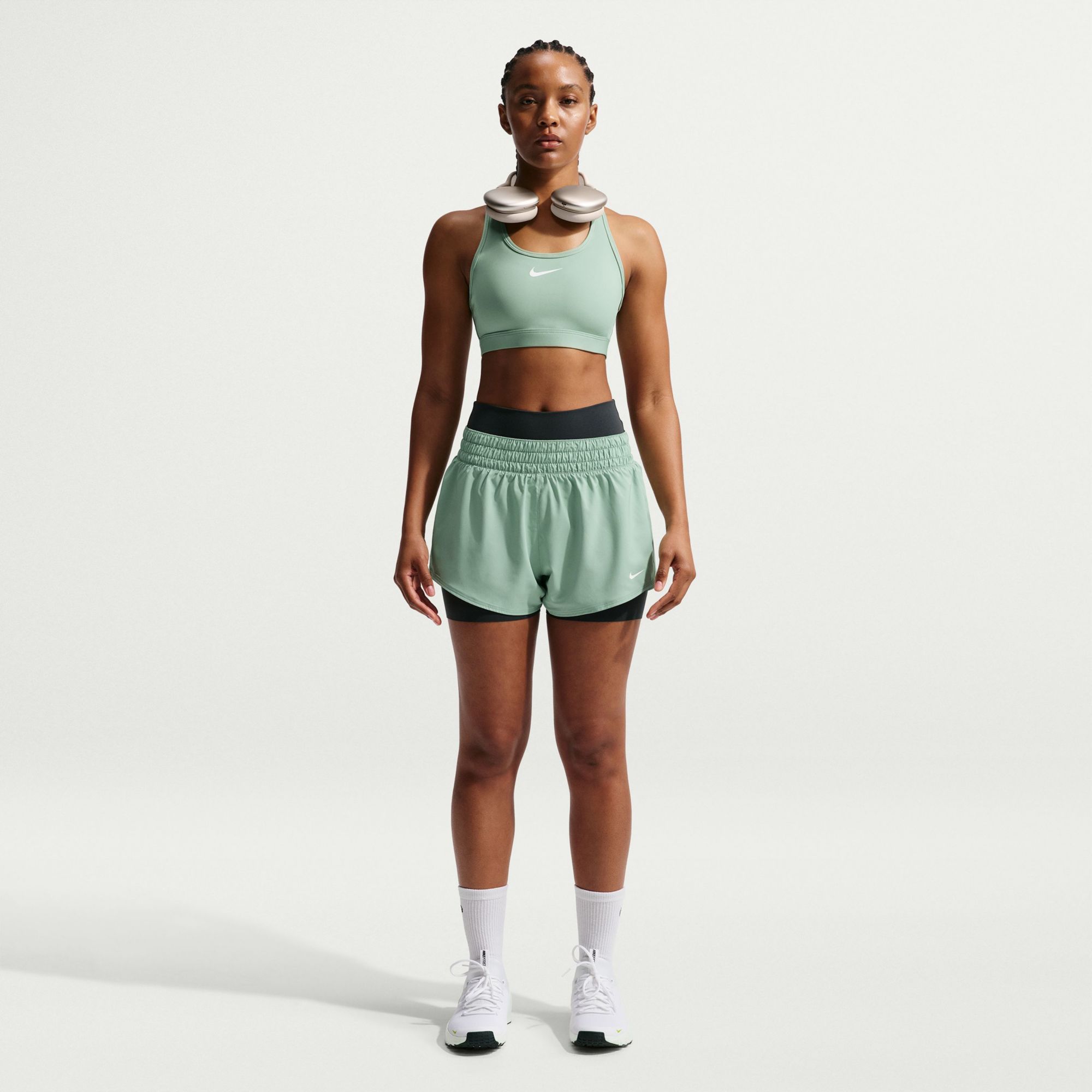 Nike Women's Swoosh Medium Support Padded Sports Bra product image