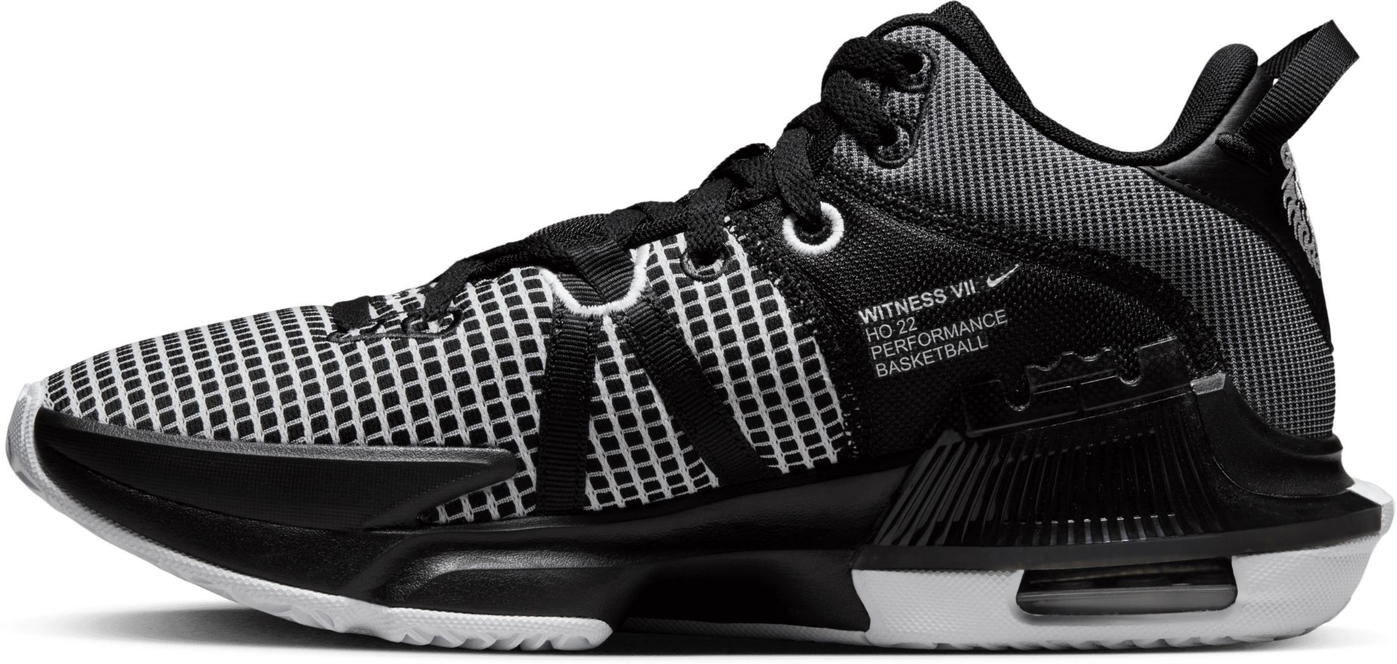 Nike LeBron Witness 7 Basketball Shoes product image