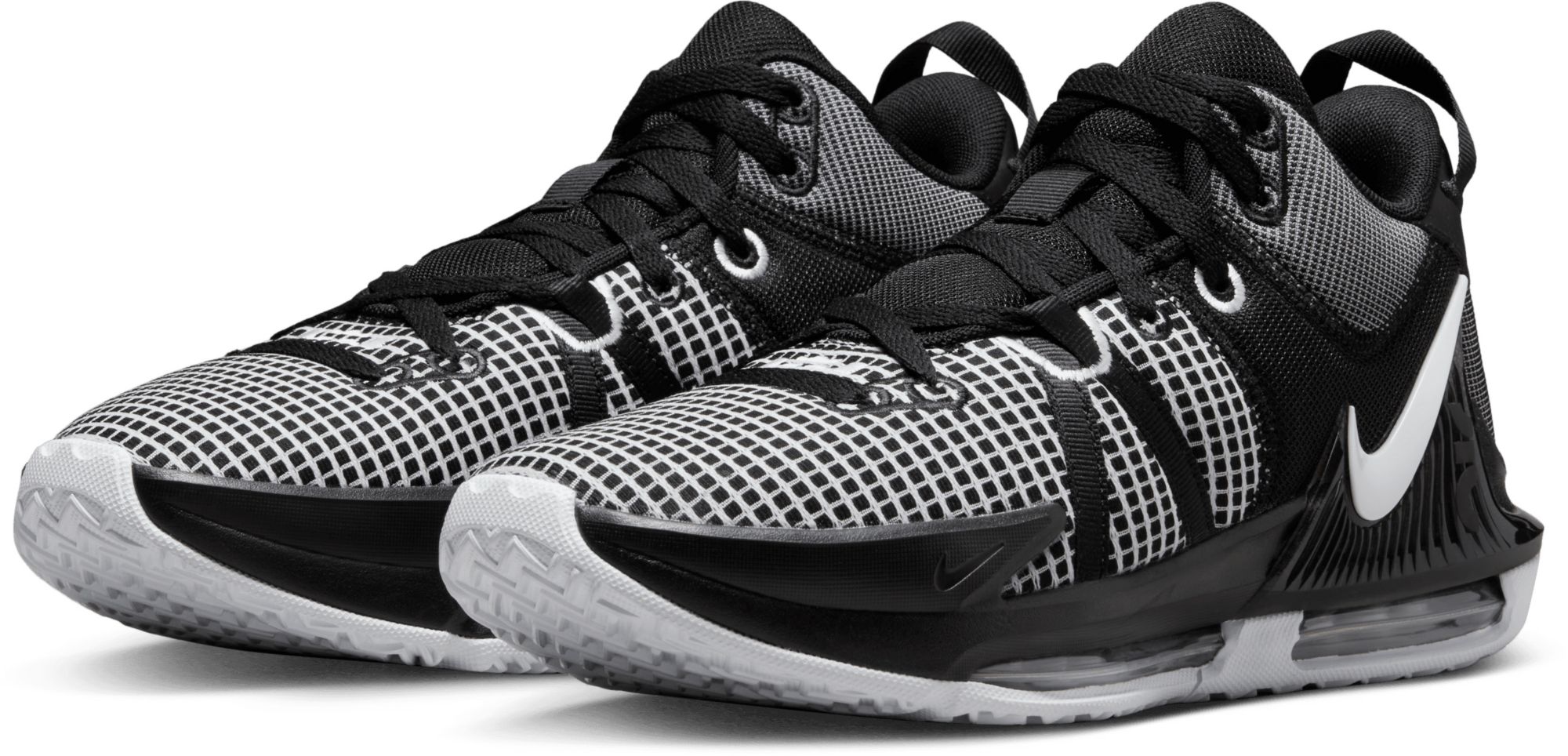 Nike LeBron Witness 7 Basketball Shoes product image