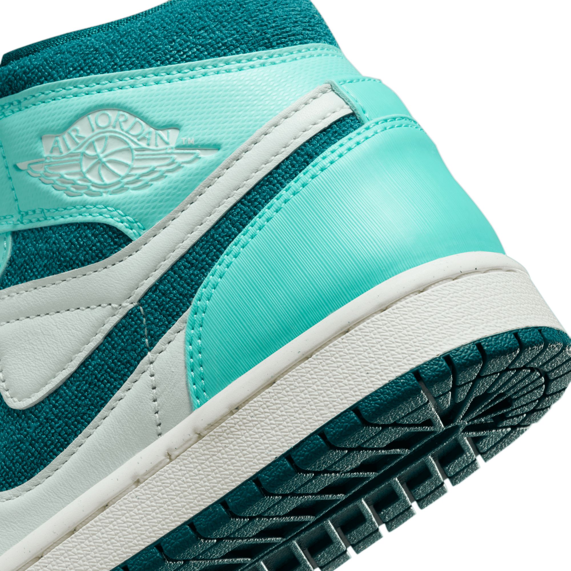 Air Jordan 1 Mid SE Women's Shoes | Dick's Sporting Goods