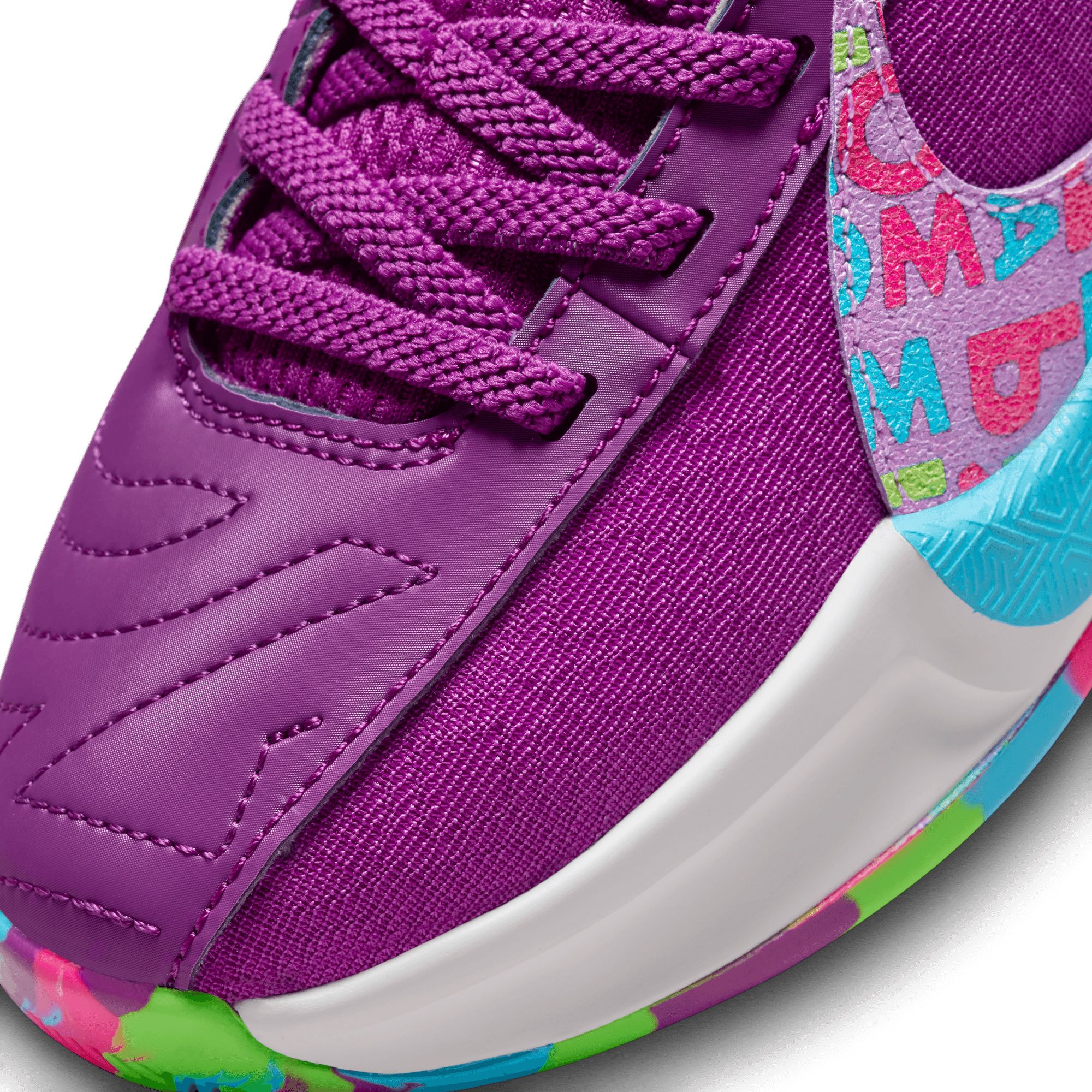 Nike Kids' Preschool Freak 5 Basketball Shoes