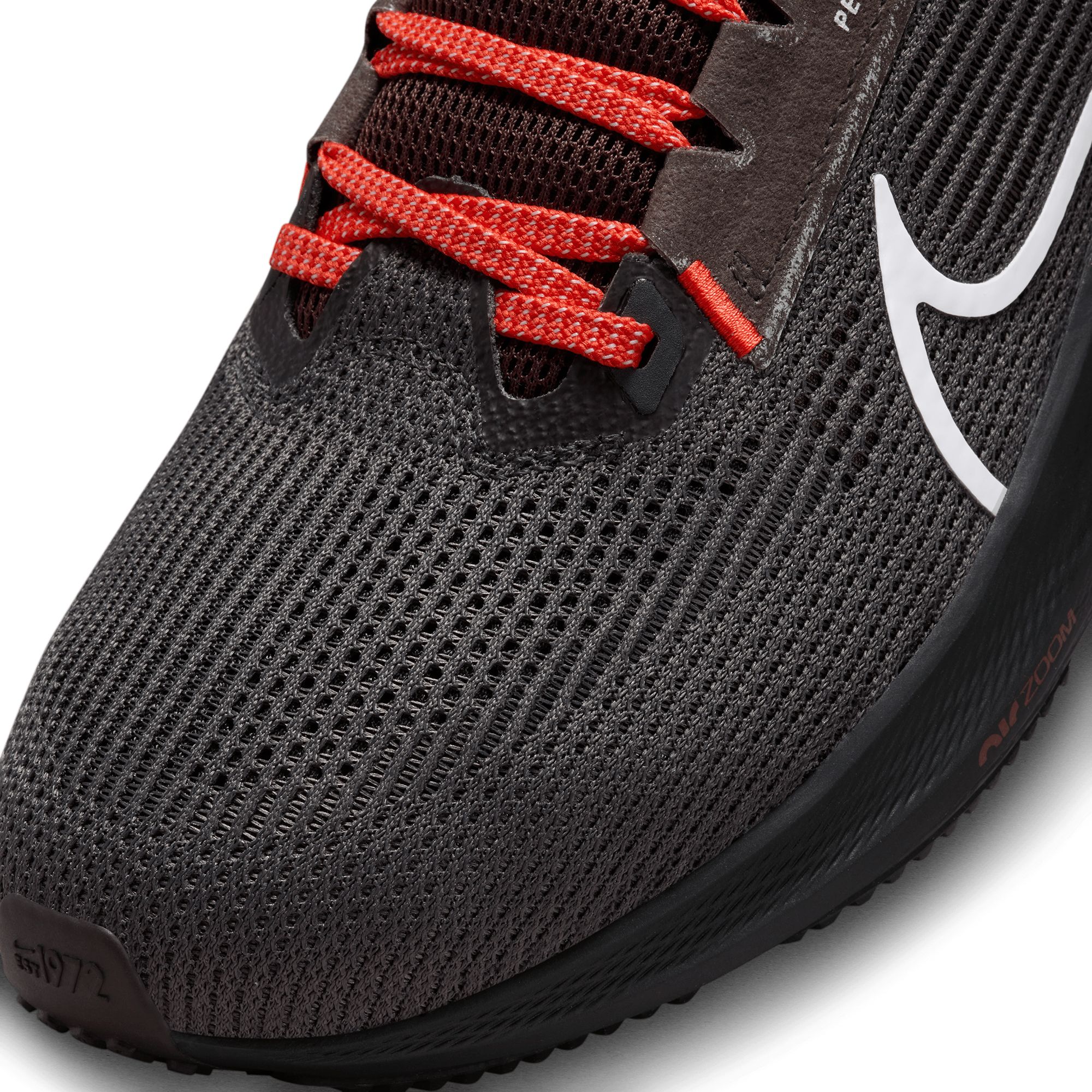 Nike Pegasus 40 Browns Running Shoes