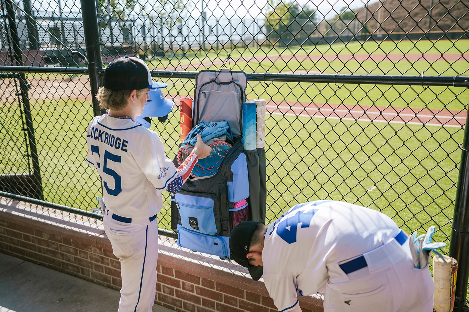 Easton Voyager Wheeled Bag product image