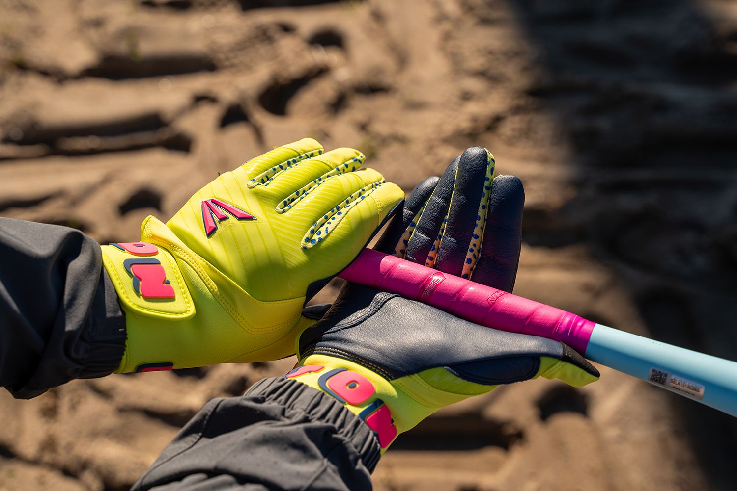 Easton Adult Spring Break MAV-1 Walk-Off Ethos Batting Gloves product image