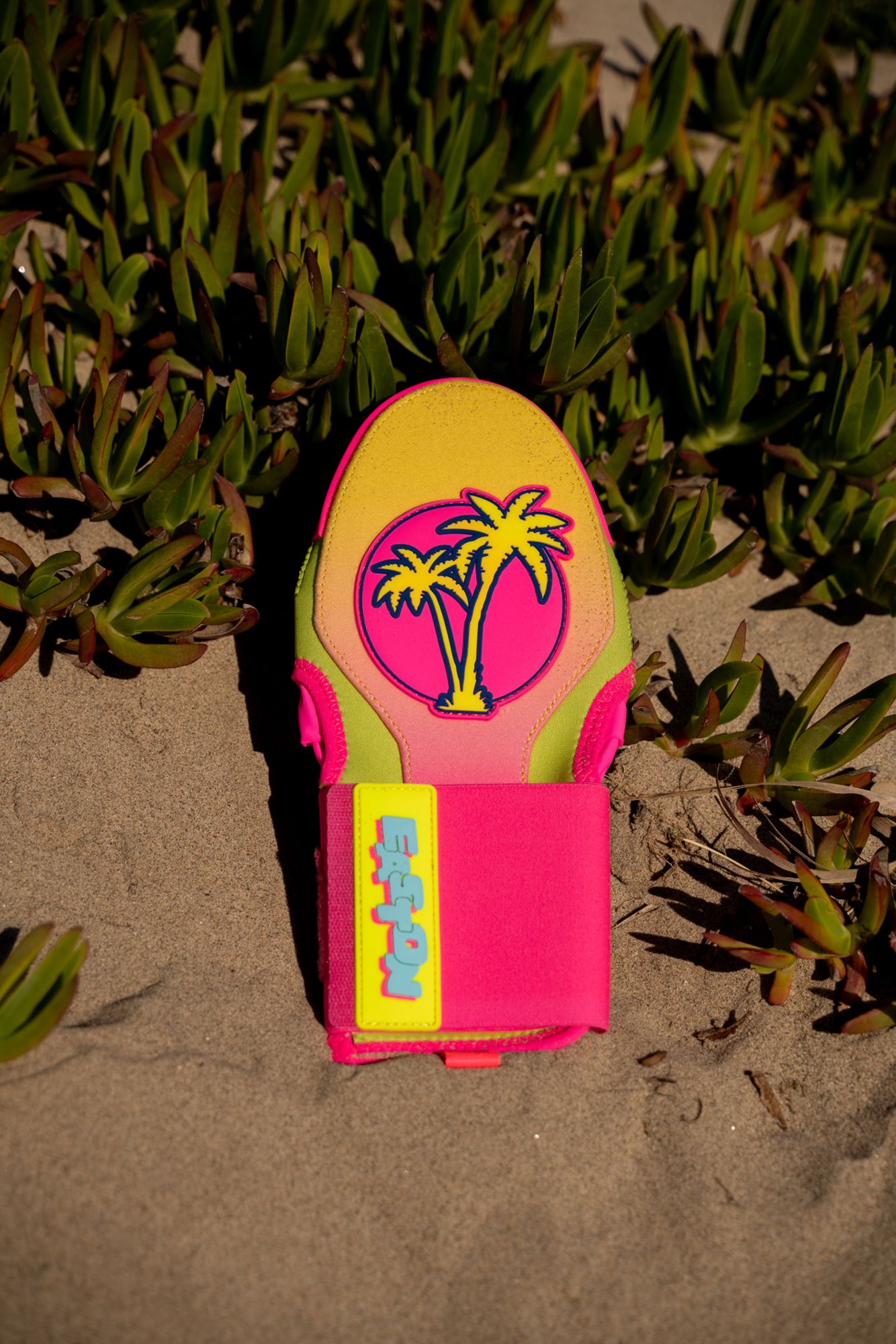 Easton Adult Spring Break Palm Trees Sliding Mitt product image