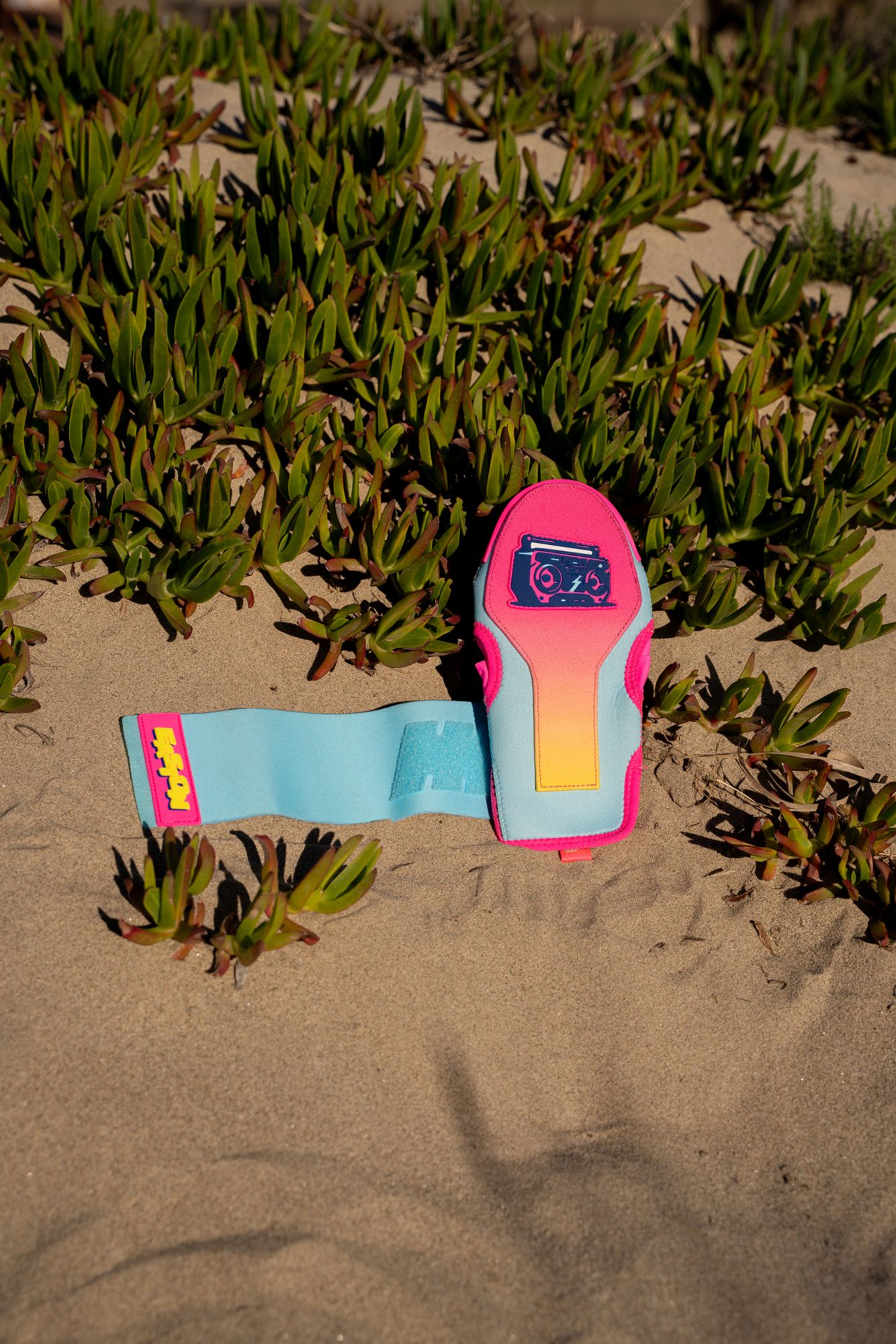 Easton Youth Spring Break Boombox Sliding Mitt product image